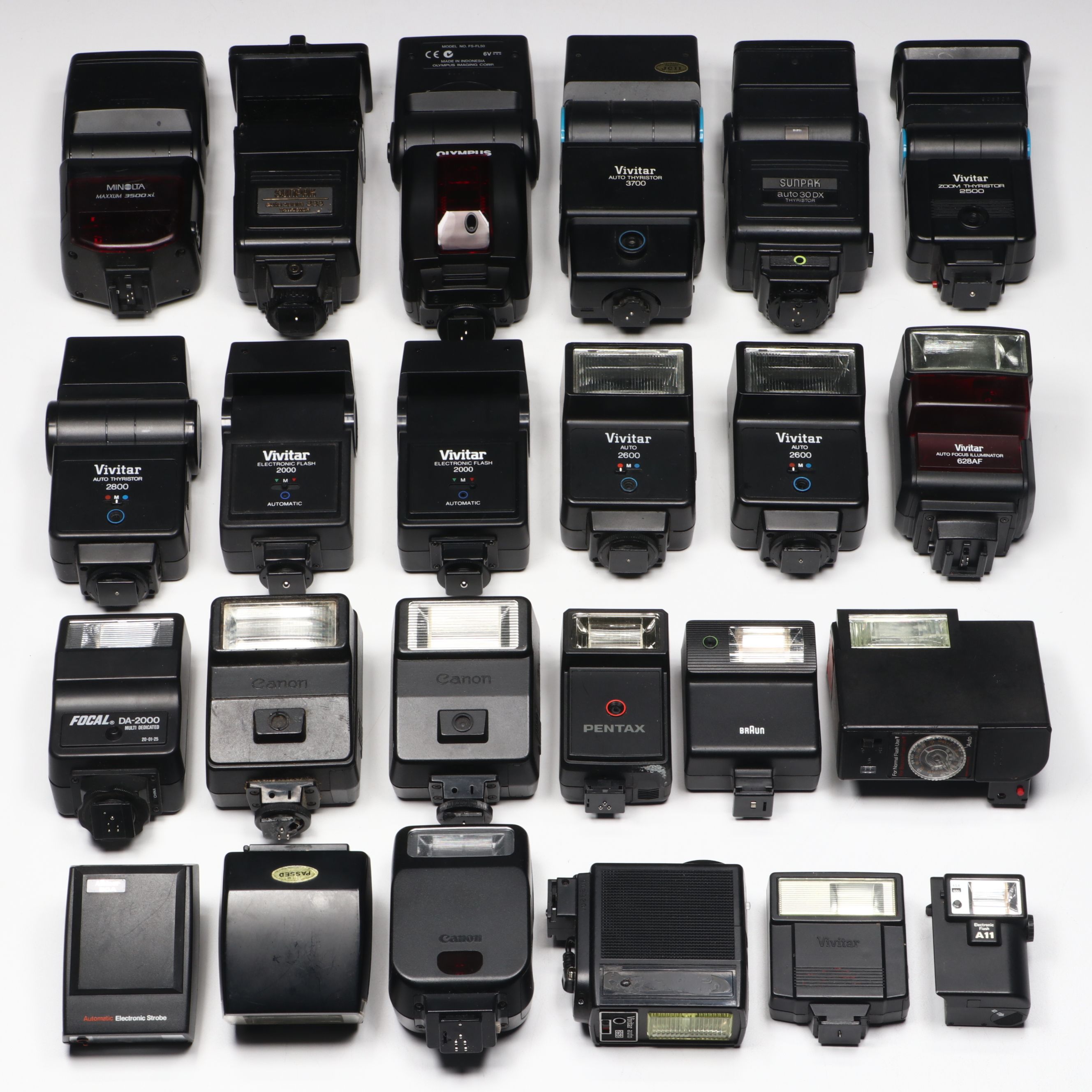 Olympus, Vivitar, Canon and More Camera Flashes