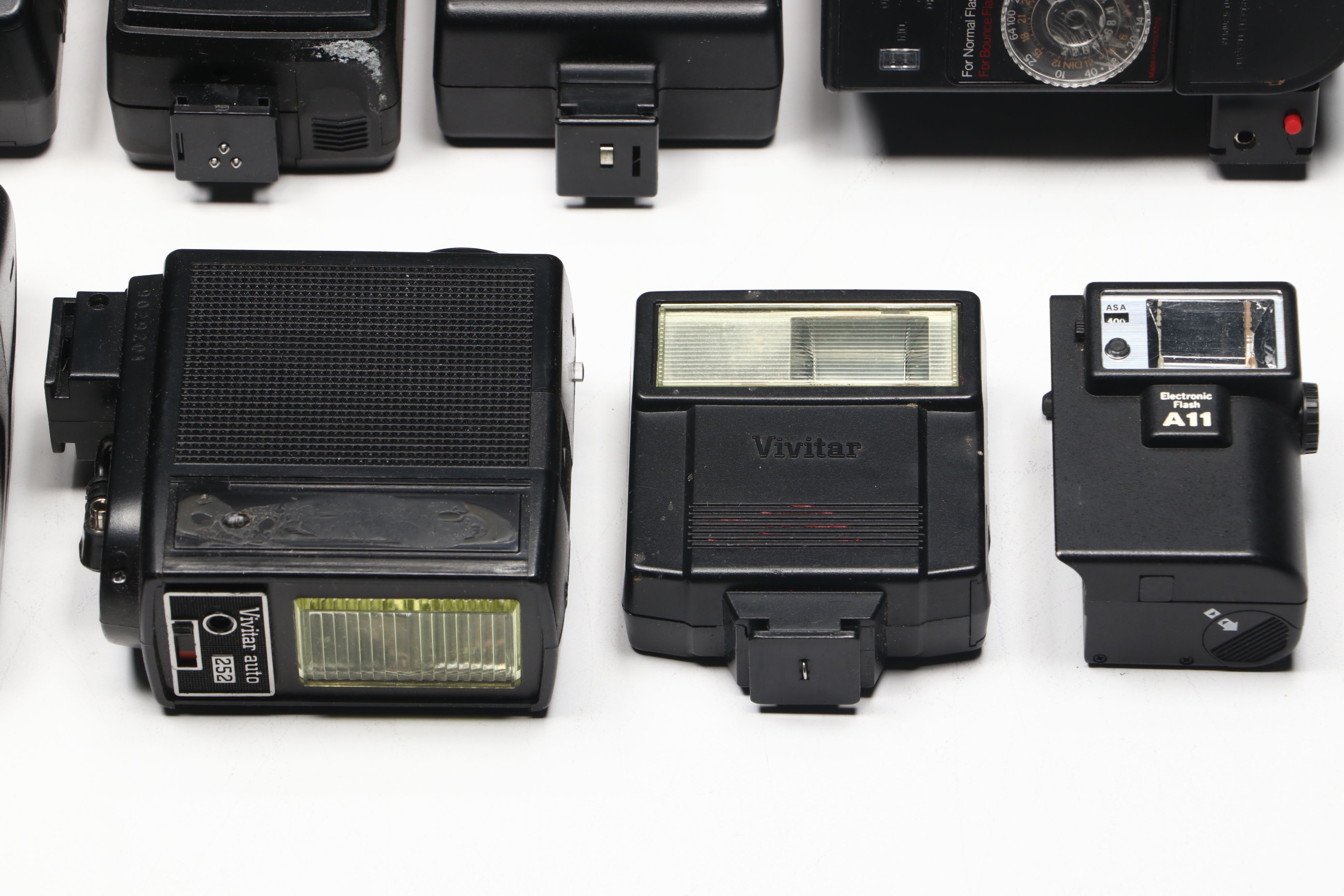Olympus, Vivitar, Canon and More Camera Flashes