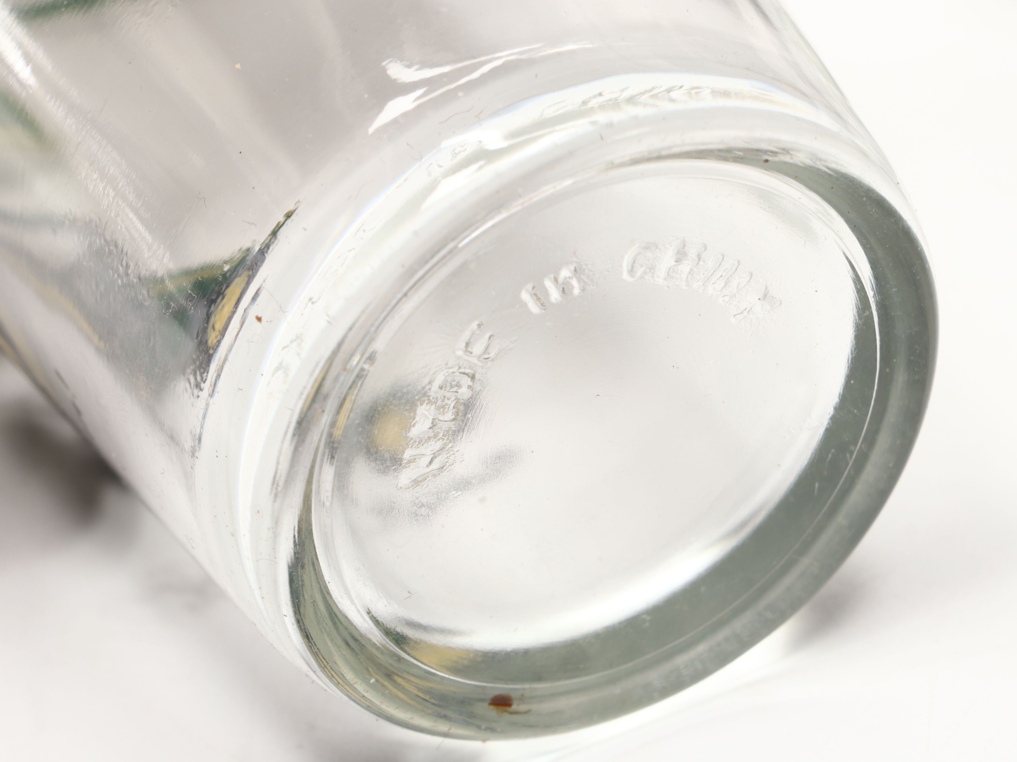 Waverly Products "Mallard Duck" Plastic Tray with Other Tumblers and Moka Pot