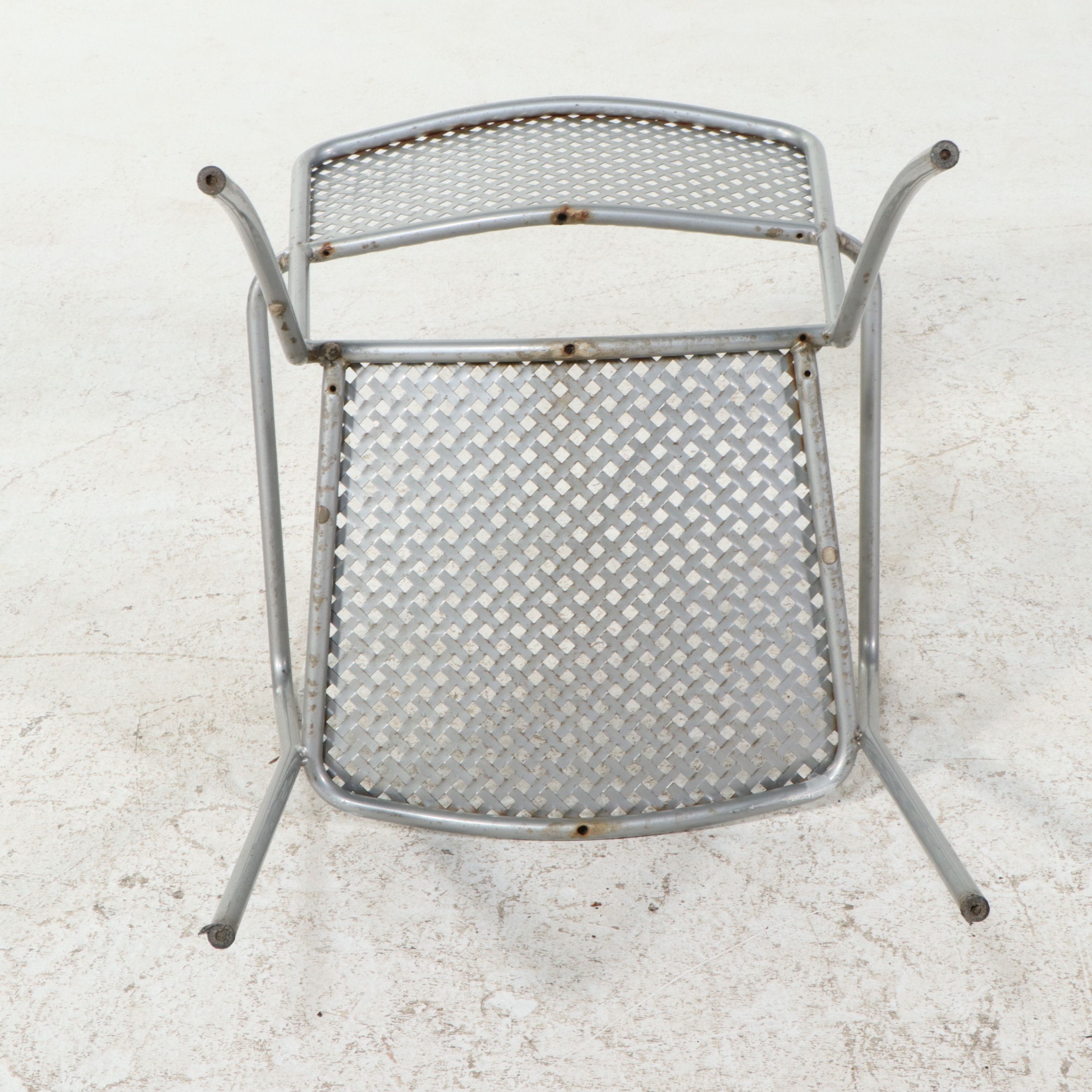 Vintage Diamond Mesh and Tubing Patio Dining Set