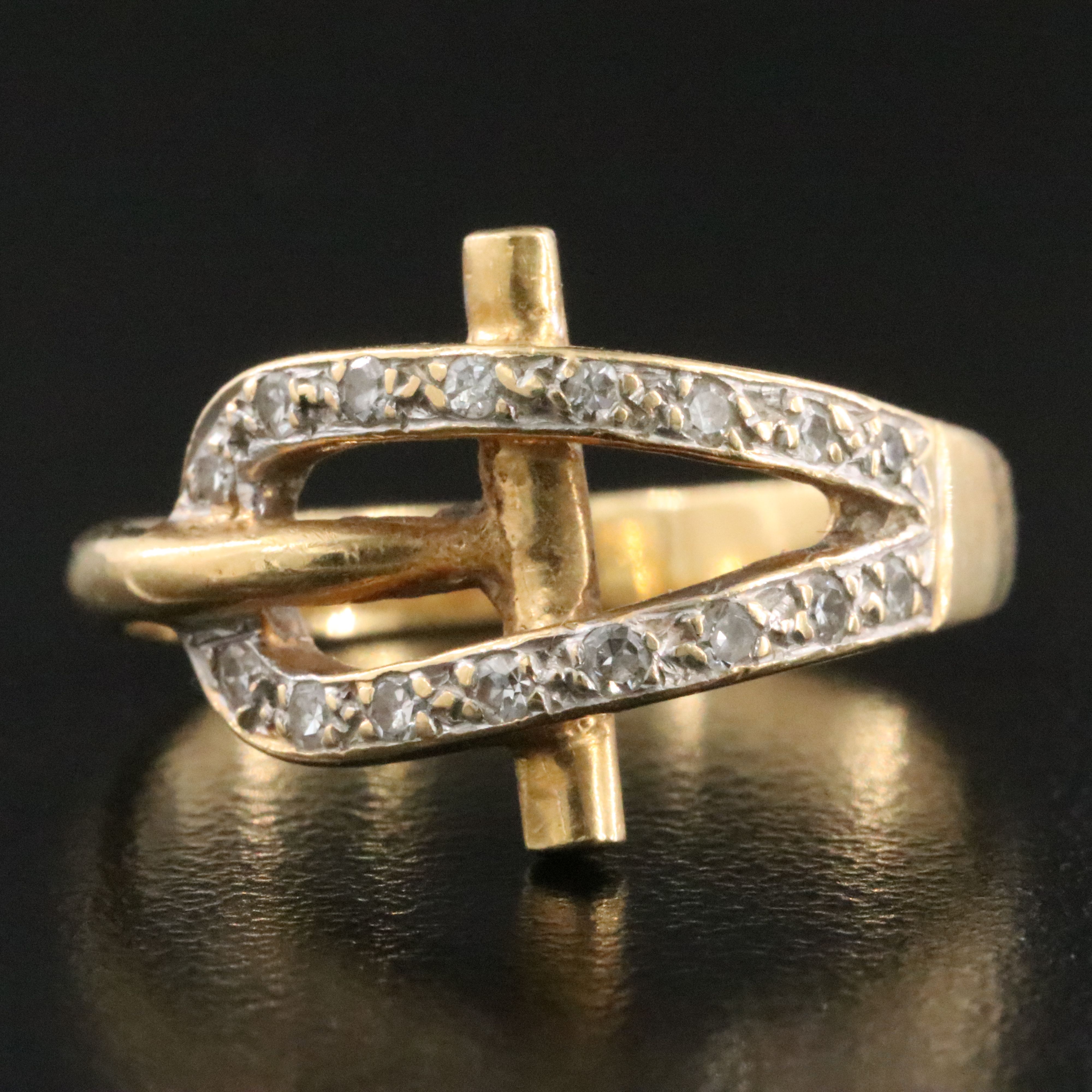 Piaget 18K Diamond Buckle Ring