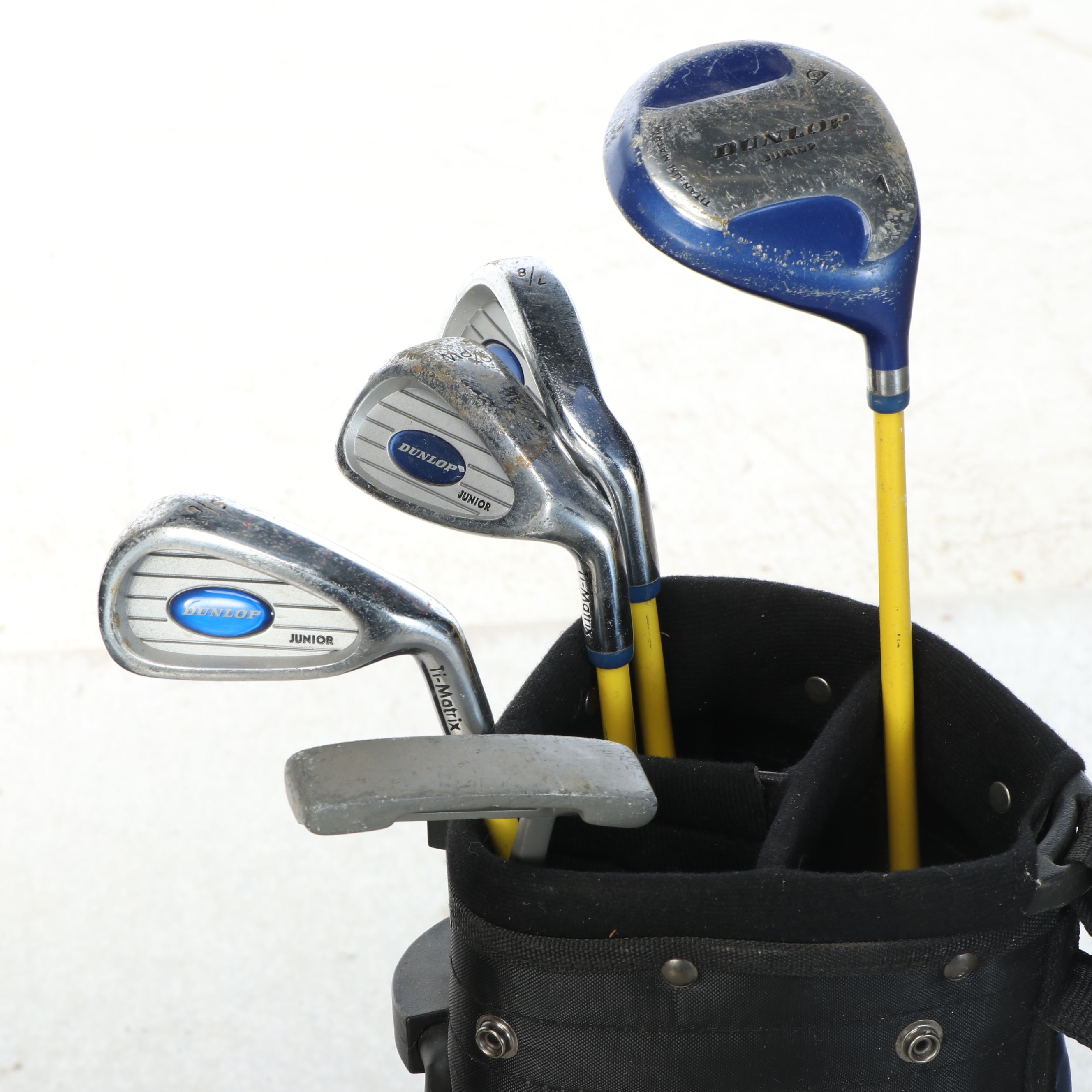 Tech Edge "Junior Tour" with Dunlop and Other Child's Golf Clubs, Bags