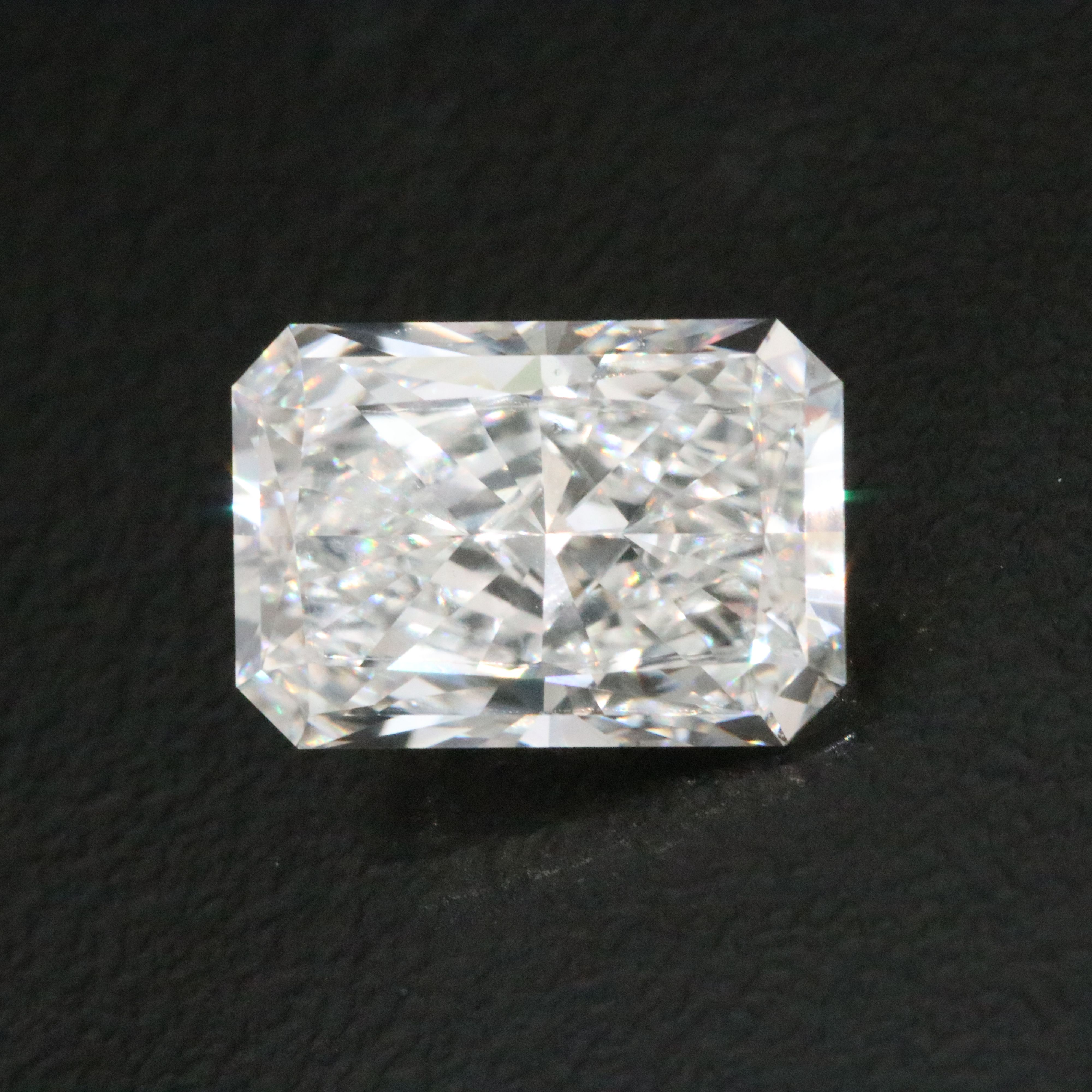 Loose 2.86 CT Lab Grown Diamond with IGI Report