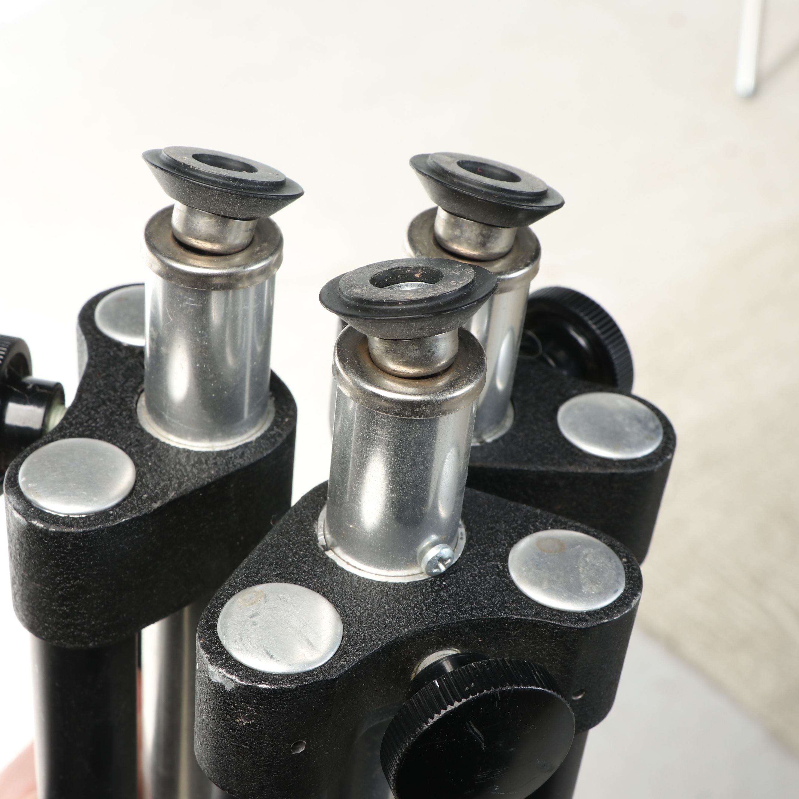 Davidson Optronics Star D Camera with Other Camera Tripods