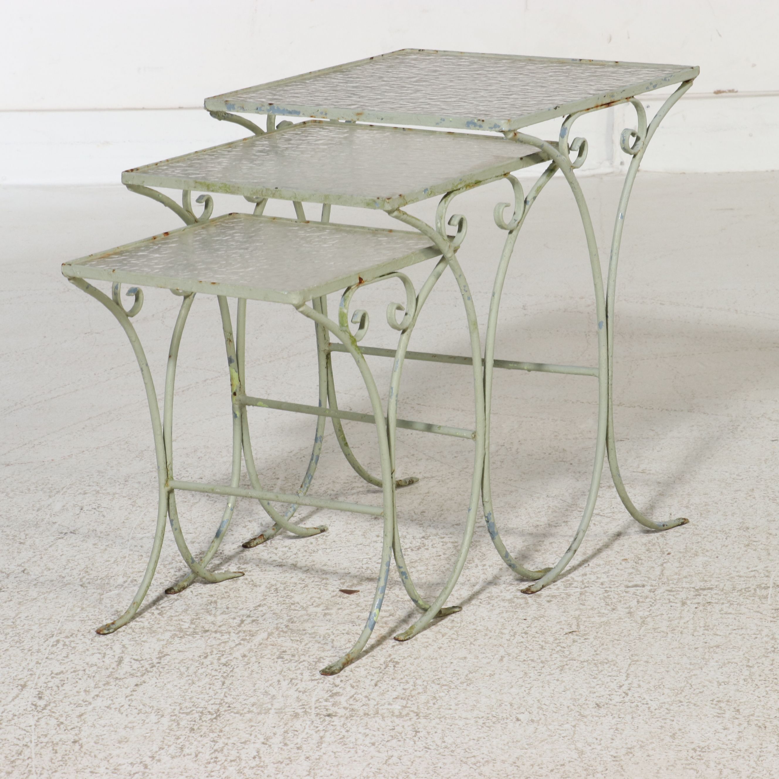 Green-Painted Wrought Iron Patio Lounge Furniture, Late 20th Century