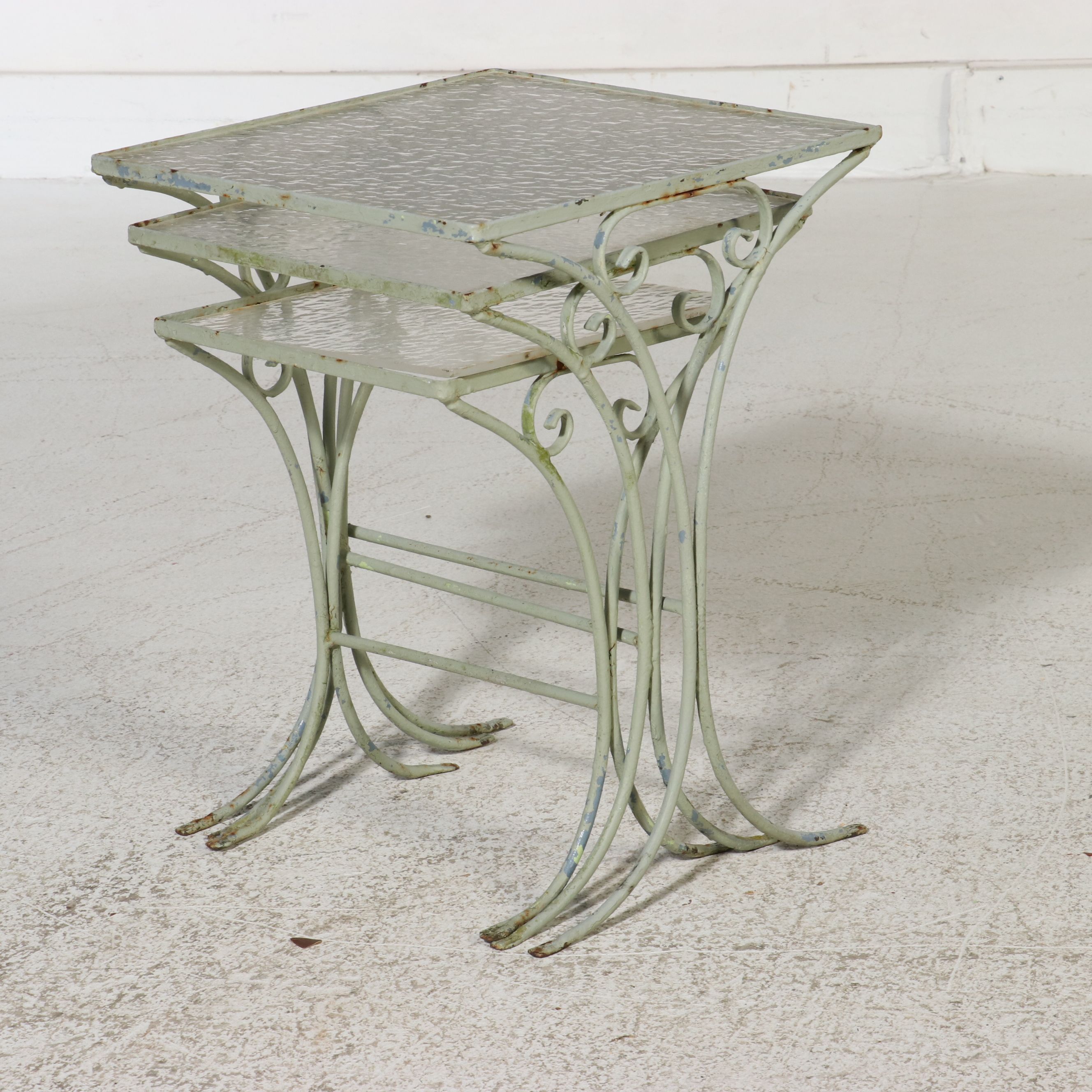 Green-Painted Wrought Iron Patio Lounge Furniture, Late 20th Century