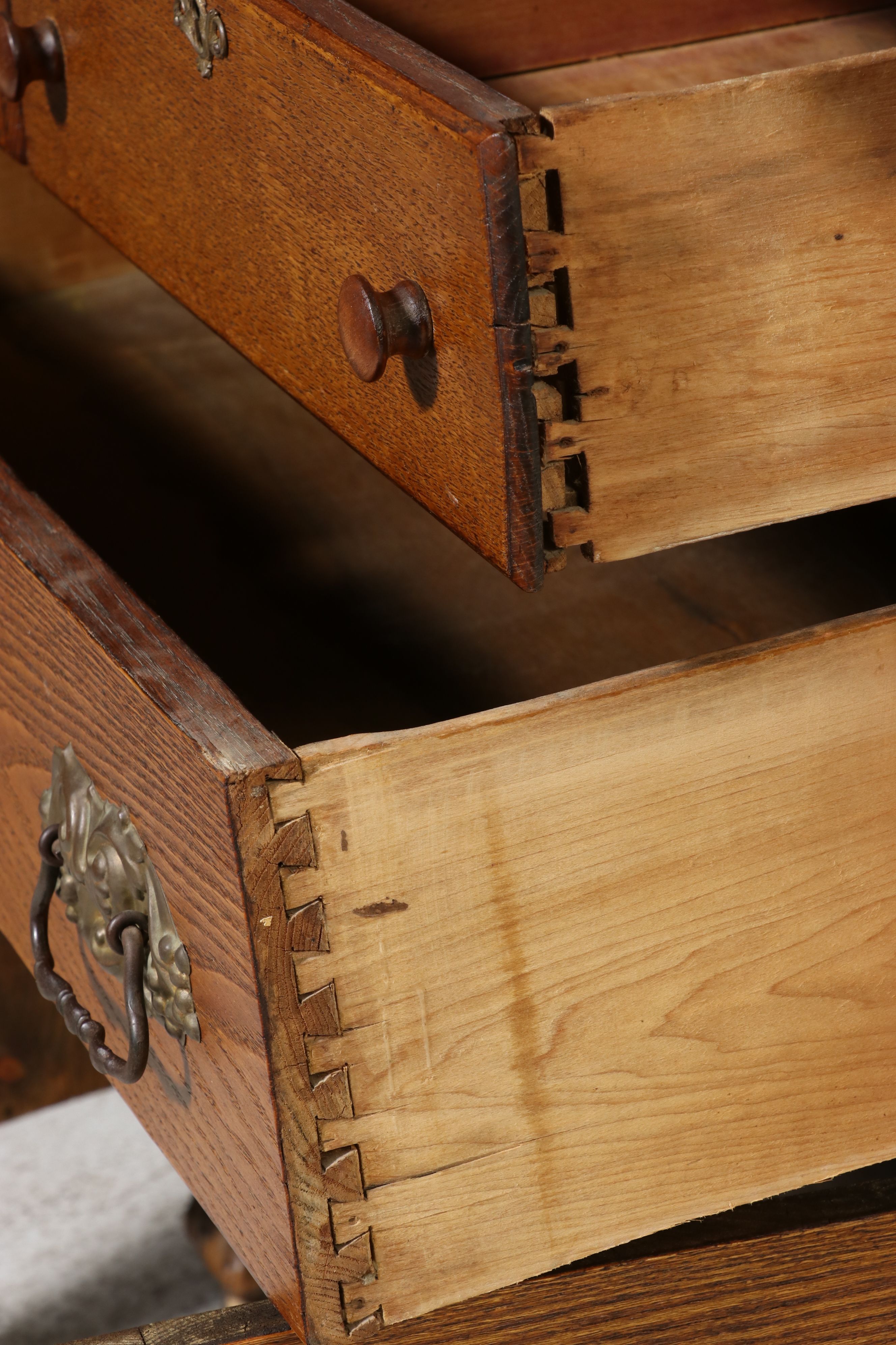 American Late Victorian Oak Sideboard, Late 19th/Early 20th Century
