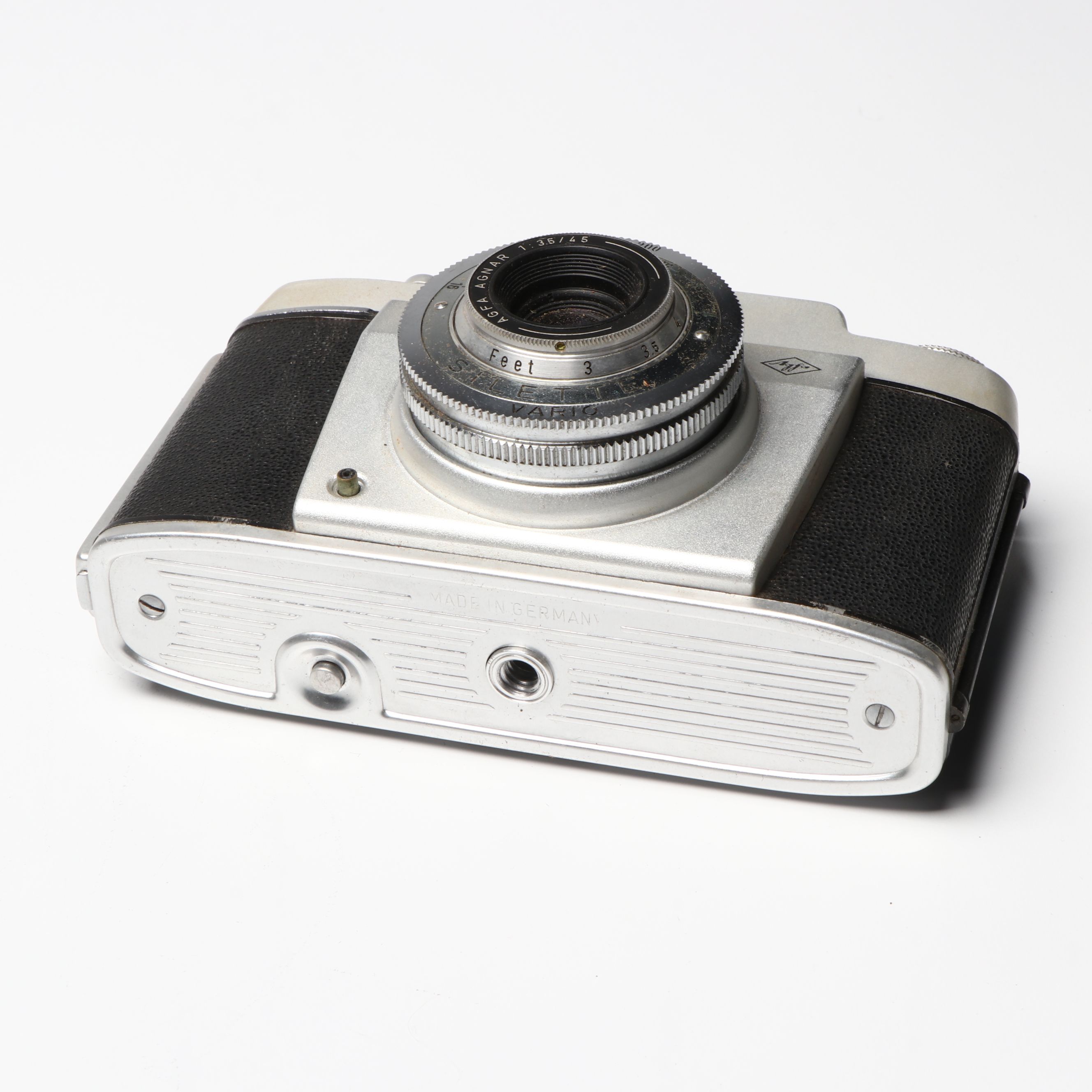 Argus A, Minolta 7S, Other Film Cameras with Accessories, Early to Mid-20th C.