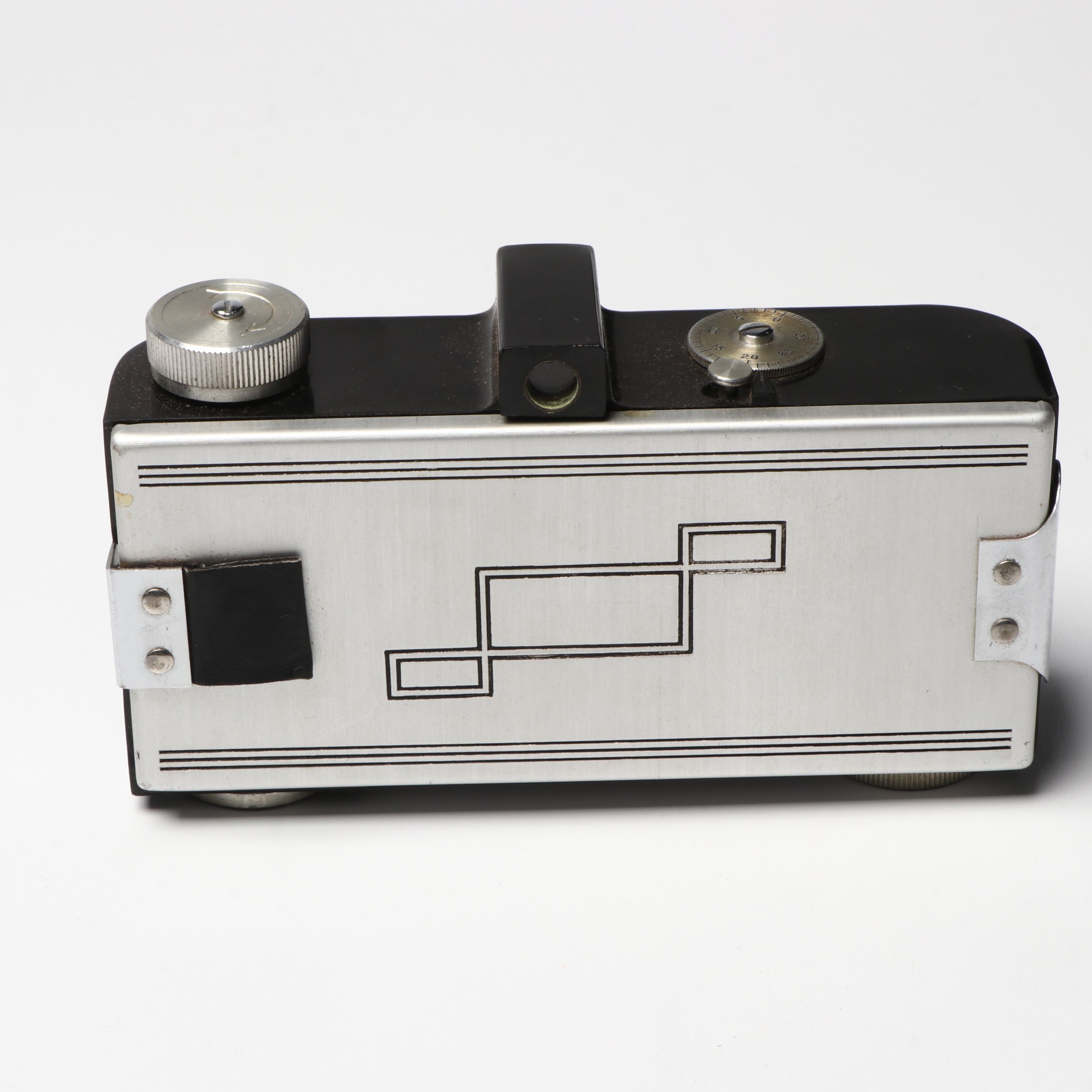 Argus A, Minolta 7S, Other Film Cameras with Accessories, Early to Mid-20th C.