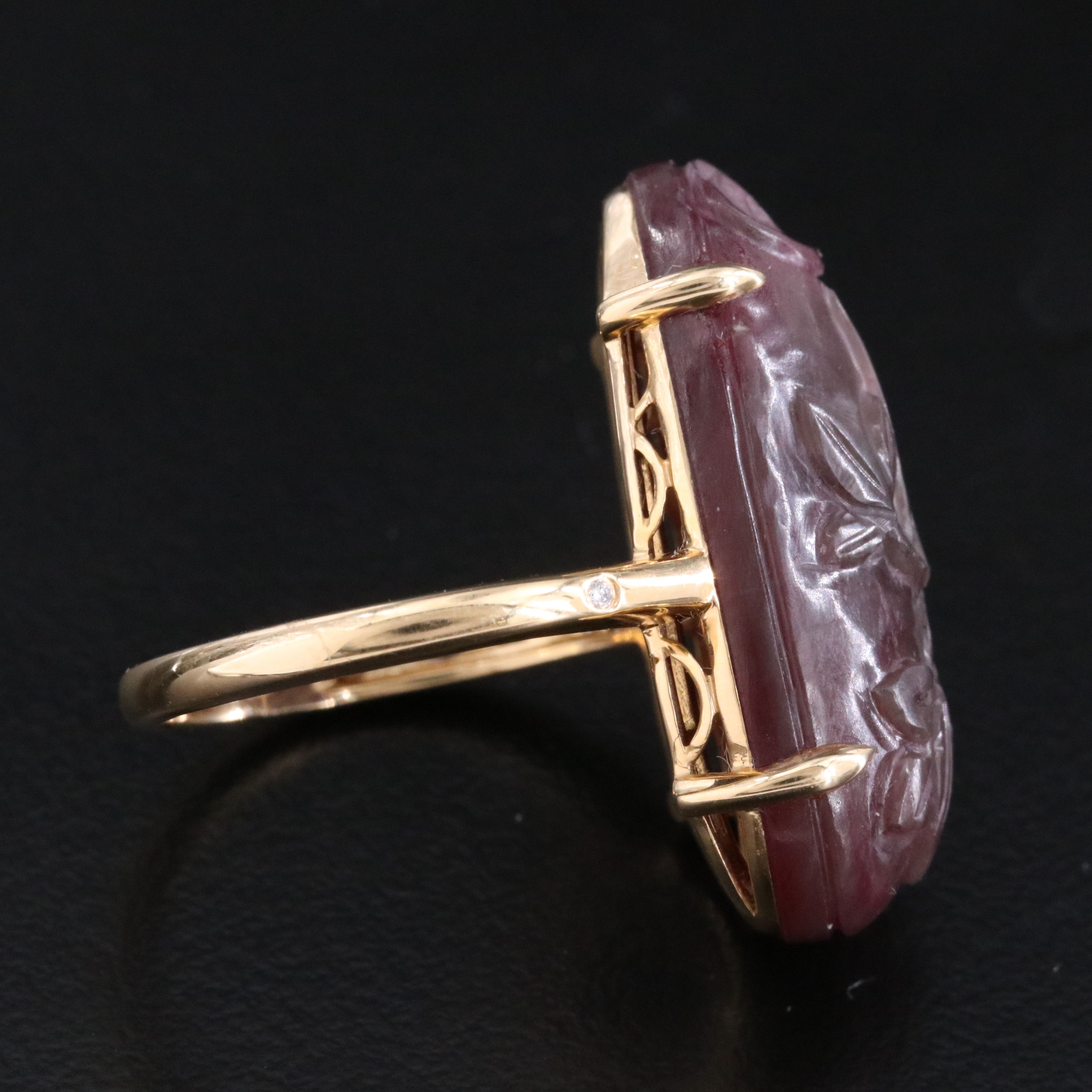 Chromia 18K 25.67 CT Ruby and Diamond Ring