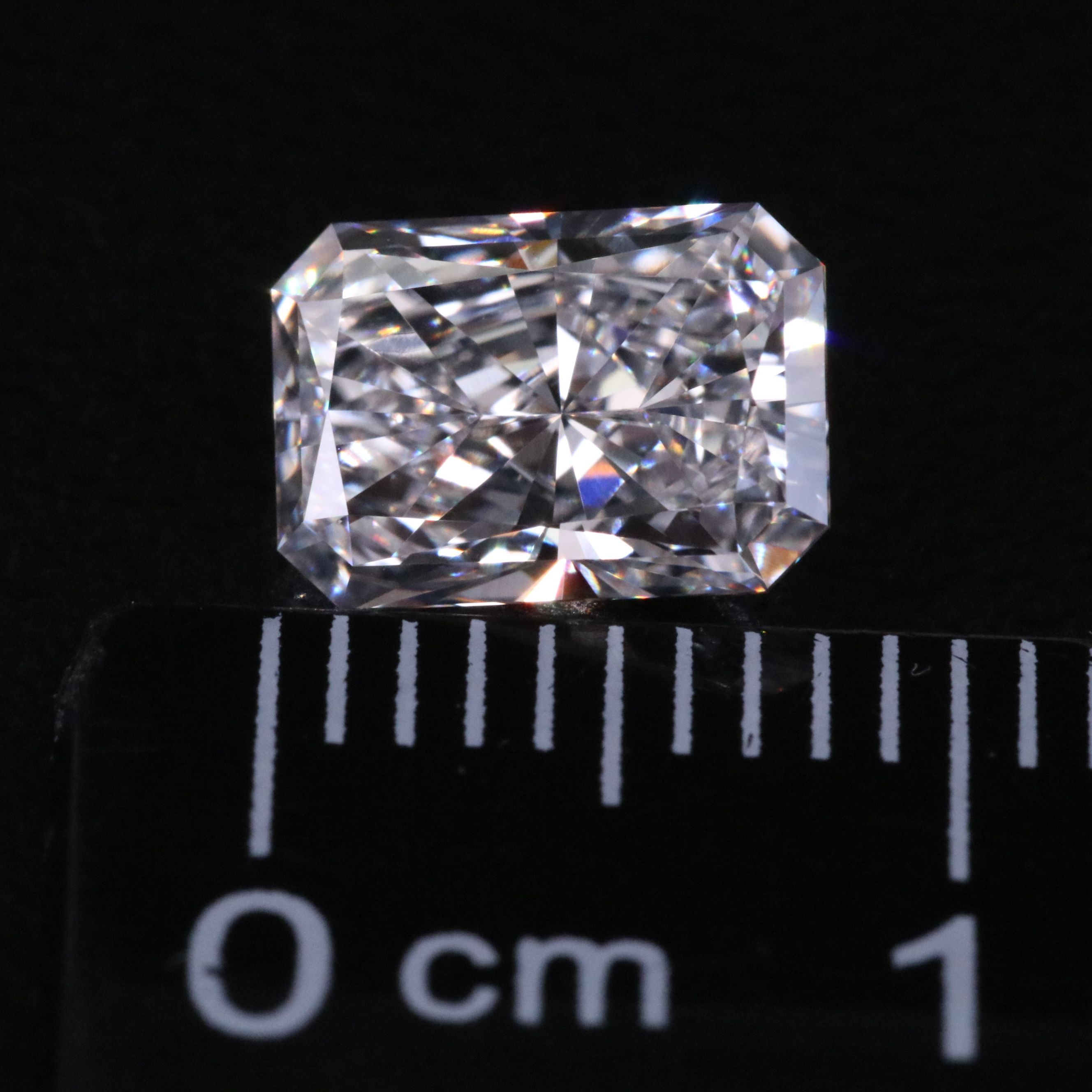 Loose 1.55 CT Lab Grown Diamond with IGI Report