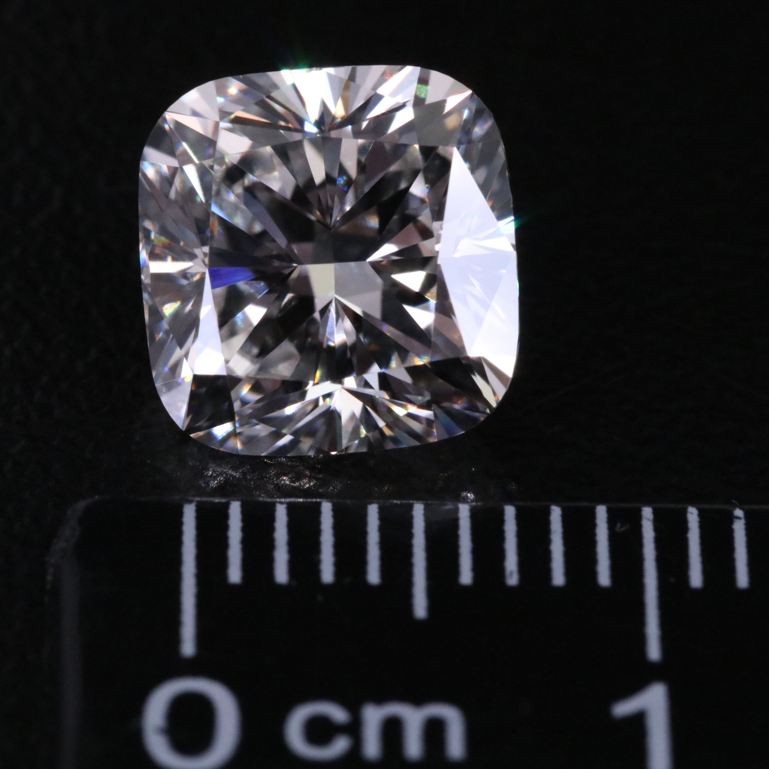 Loose 3.00 CT Lab Grown Diamond with IGI Report