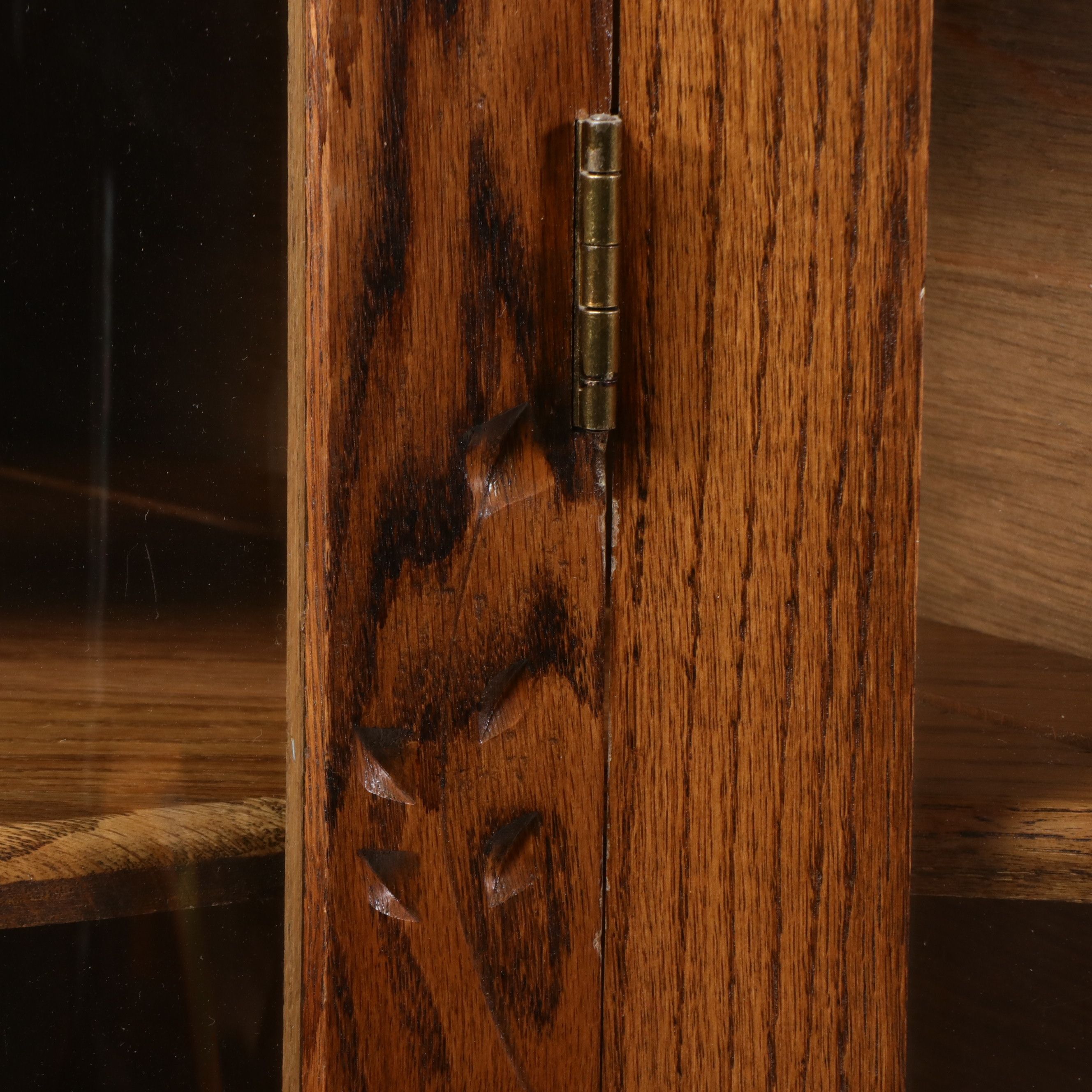 Late Victorian Oak Corner Cabinet