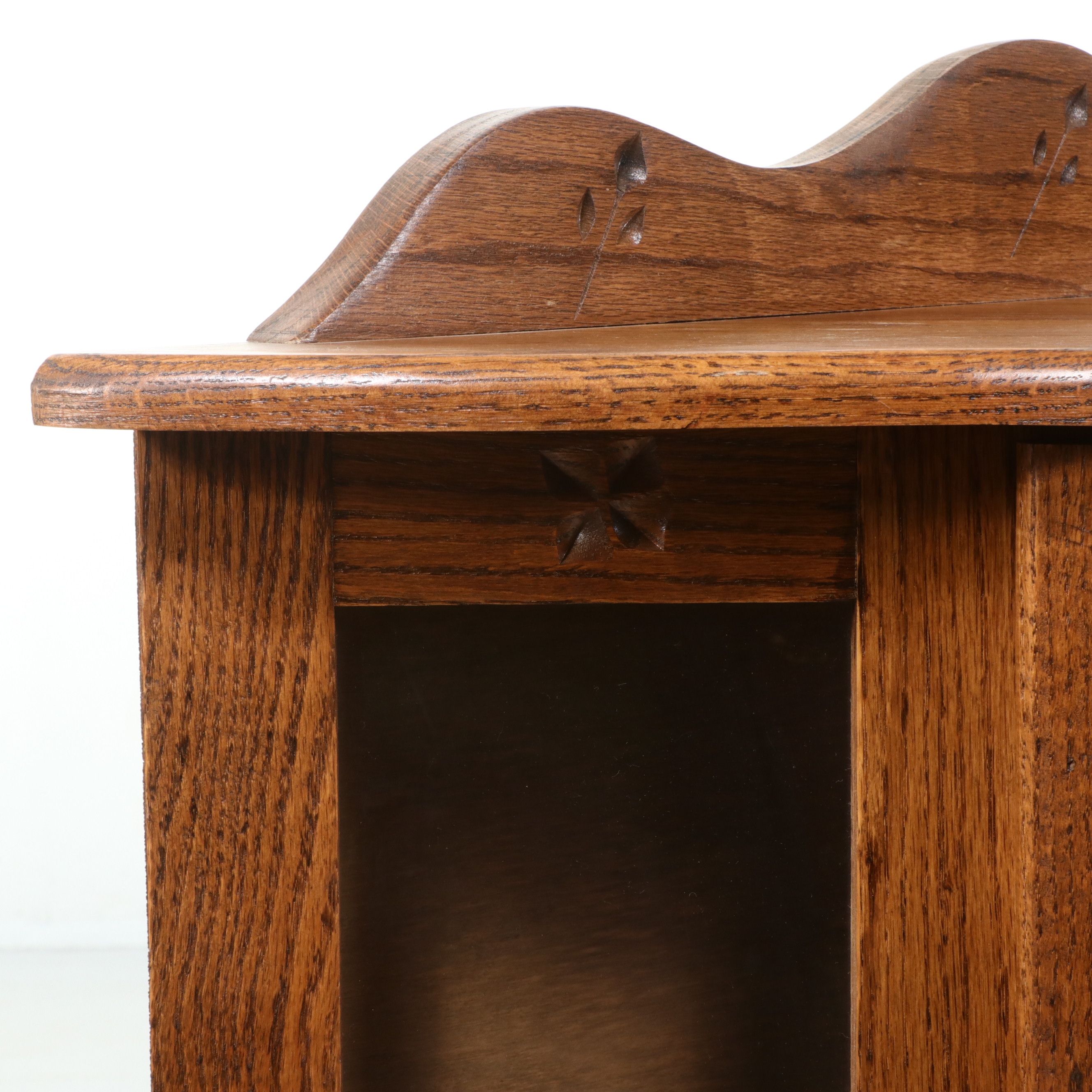 Late Victorian Oak Corner Cabinet