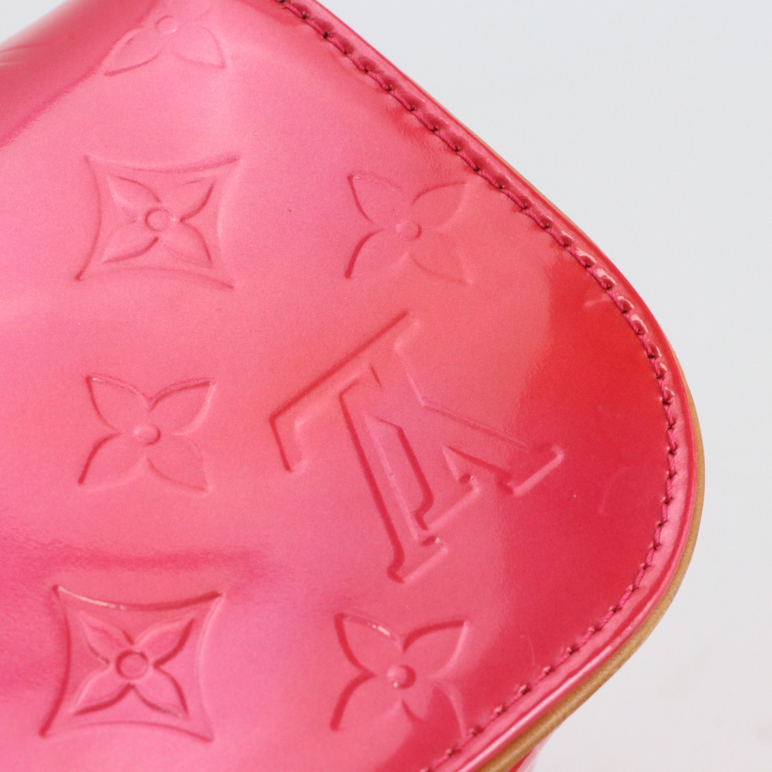 Louis Vuitton Sullivan Horizontal PM Shoulder Bag in Fuchsia Monogram Vernis