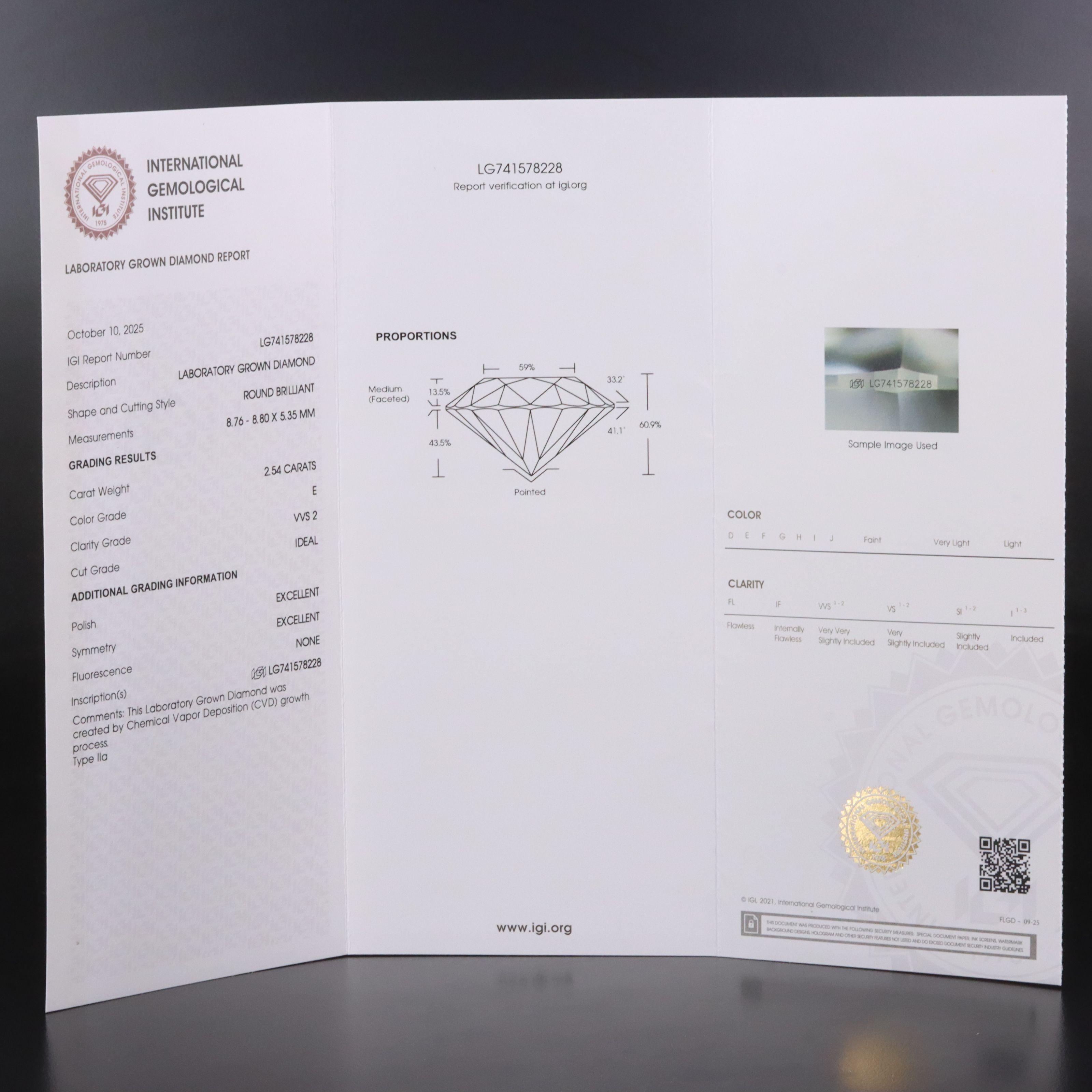 18K 5.09 CTW Lab Grown Diamond Stud Earrings with IGI Reports