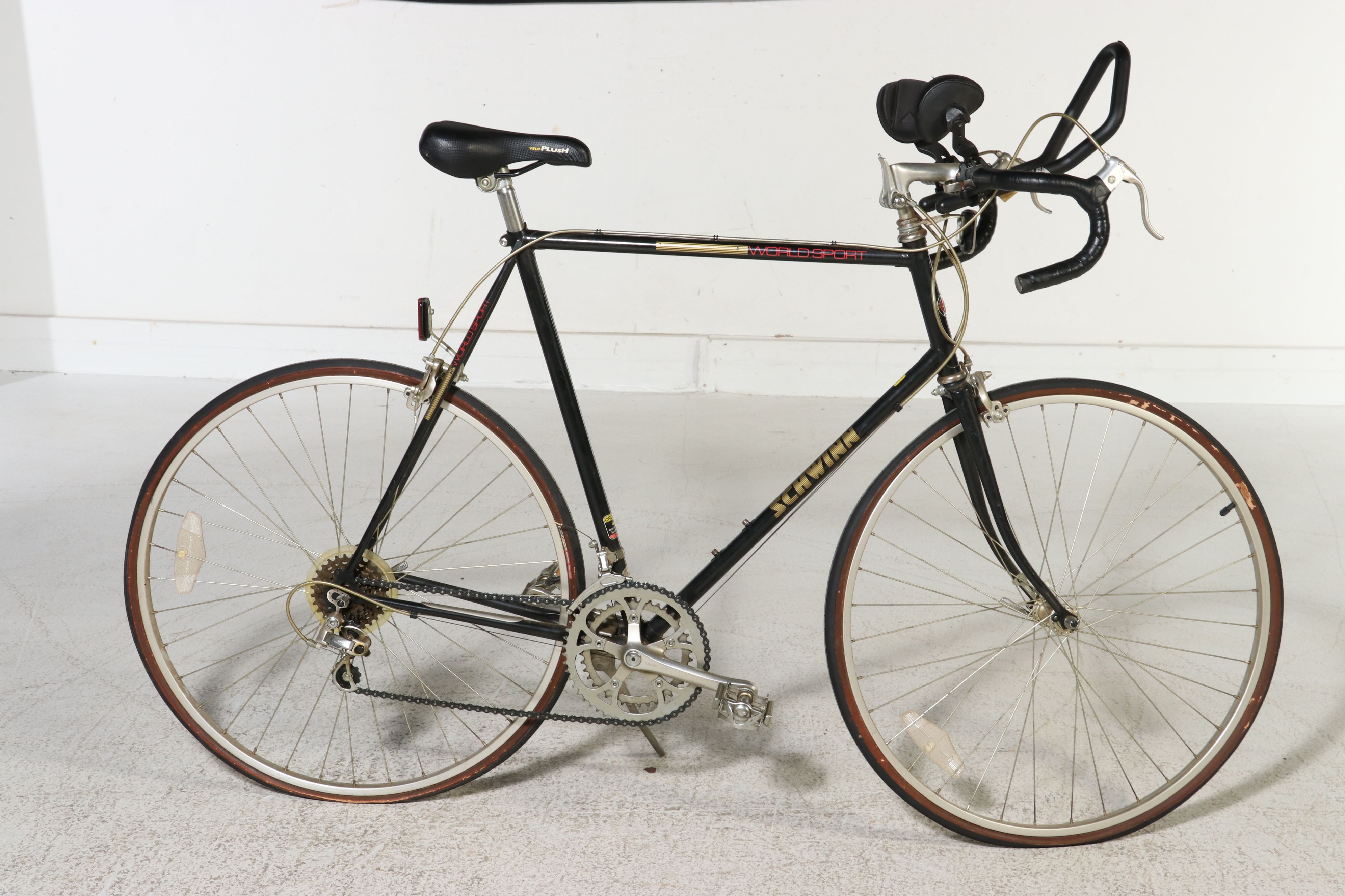 Schwinn World Sport Road Bike