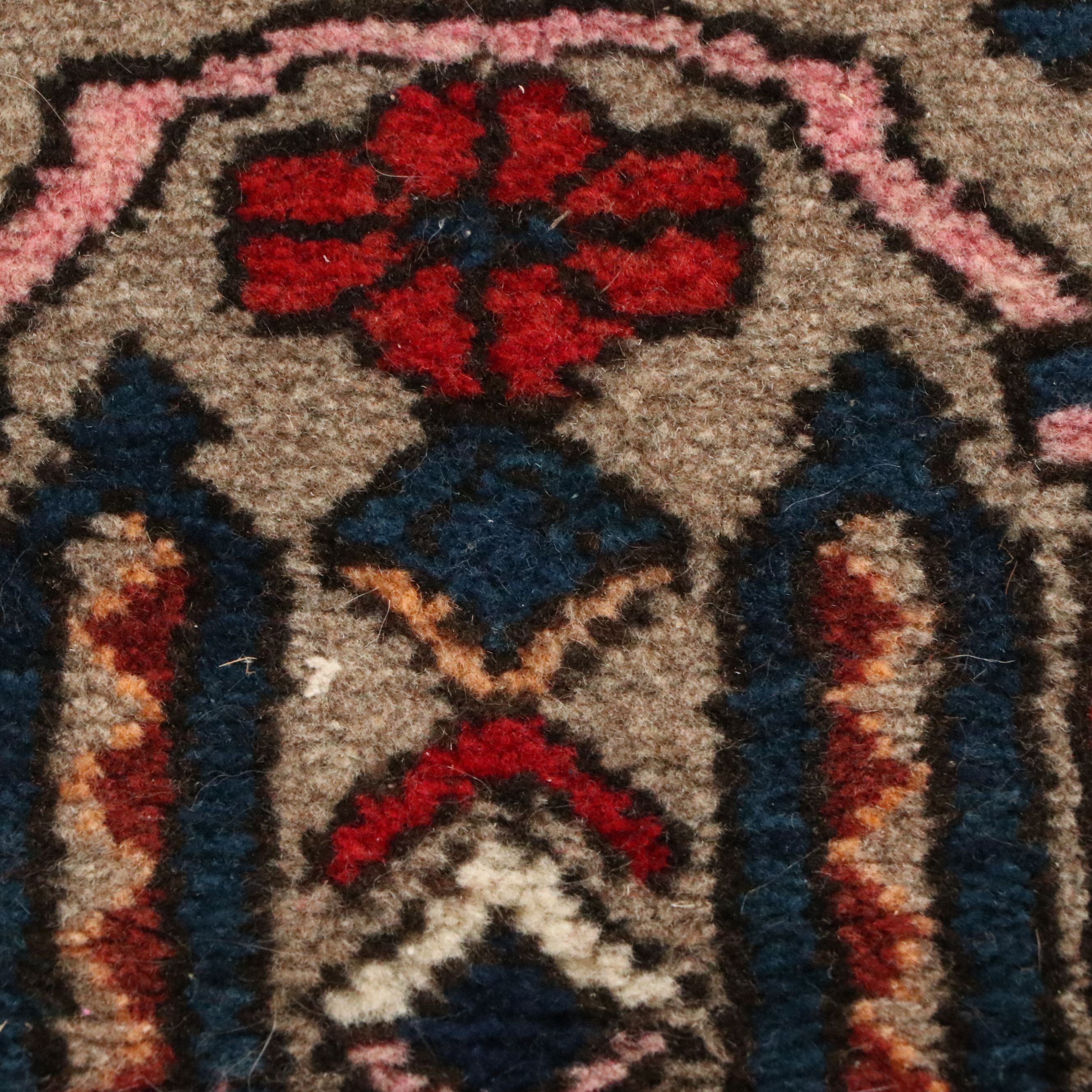 3'9 x 8'5 Hand-Knotted Persian Bakhtiari Area Rug