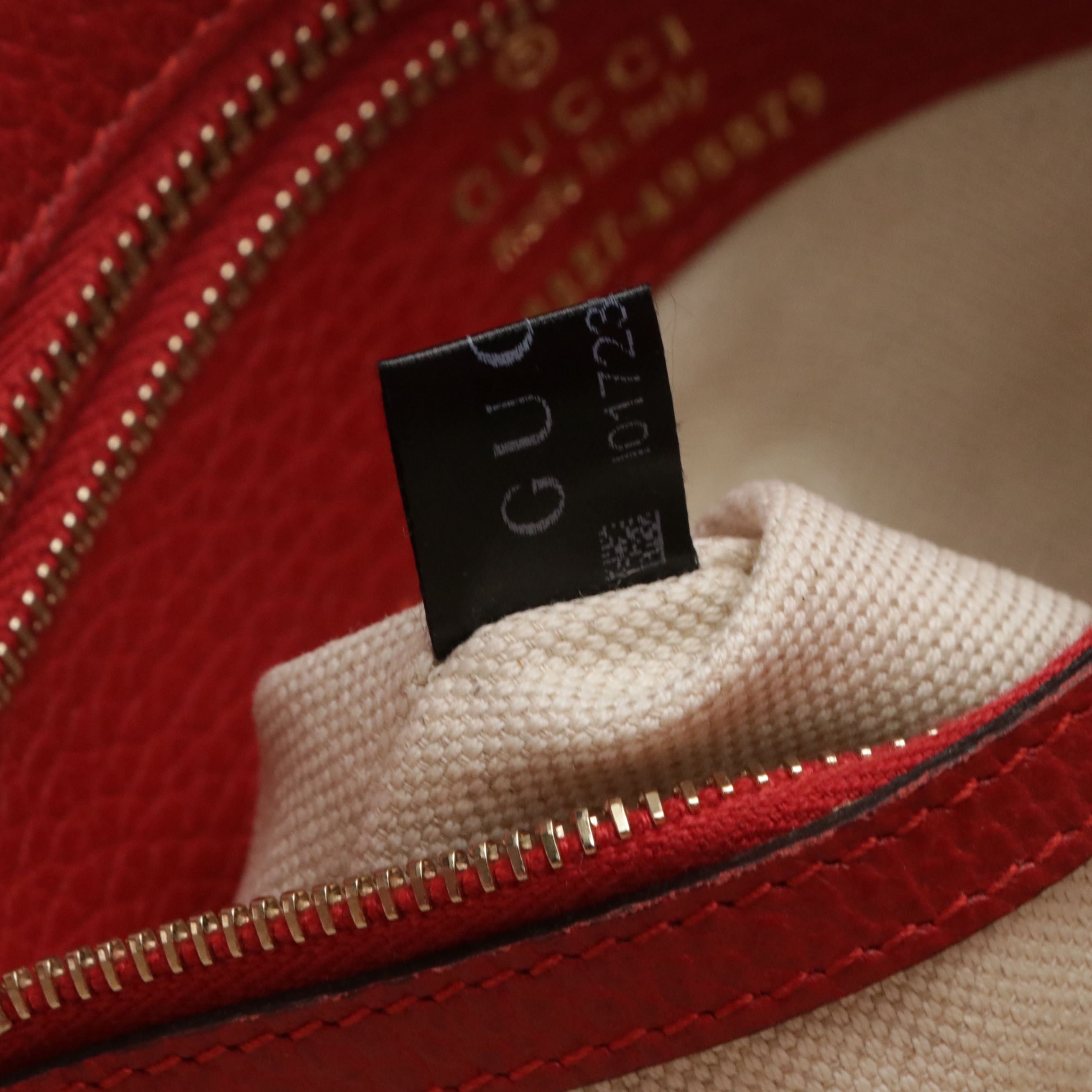 Gucci Mini Swing Two-Way Tote Bag in Red Grained Leather