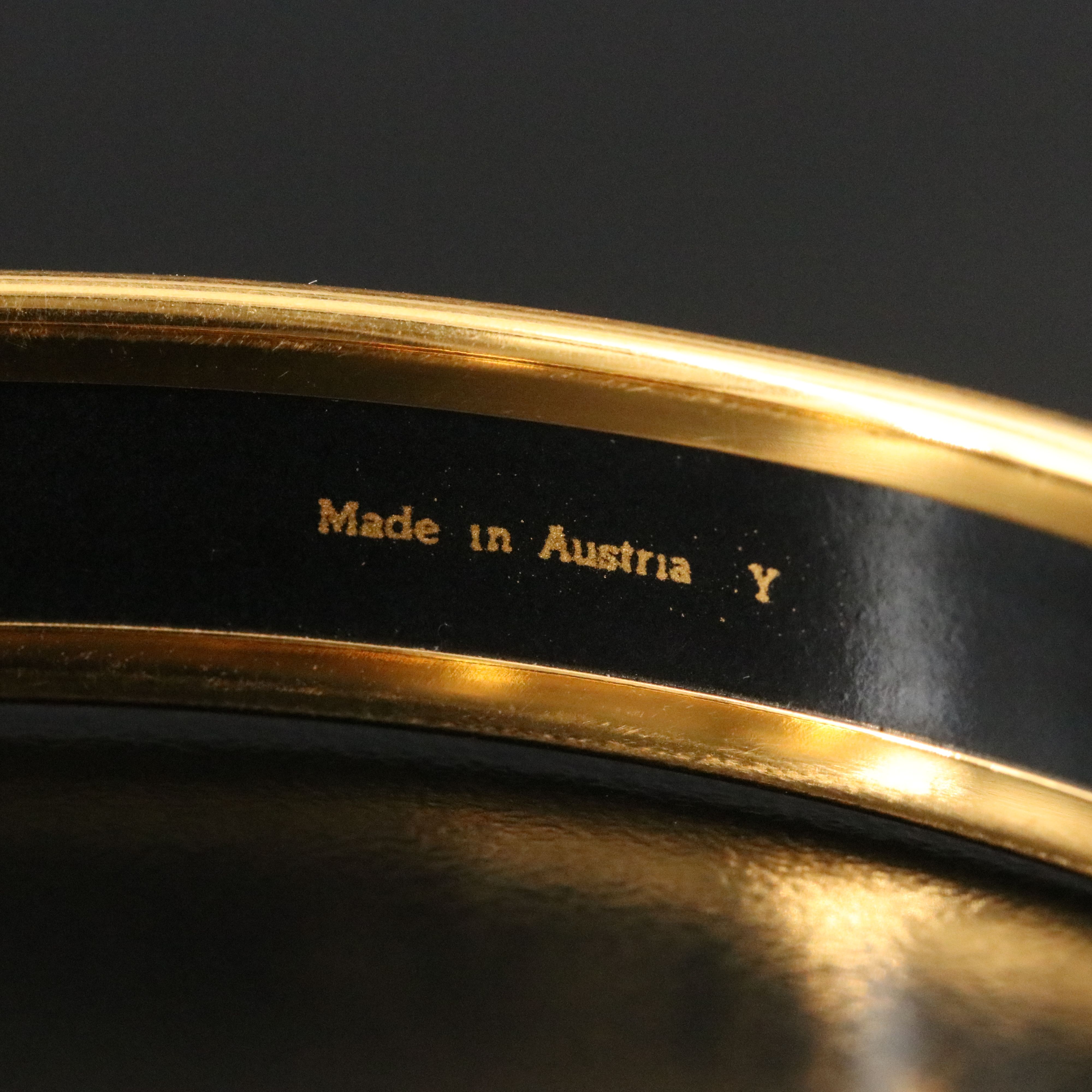 Hermès Fans and Pearls Motif Enamel Bangle