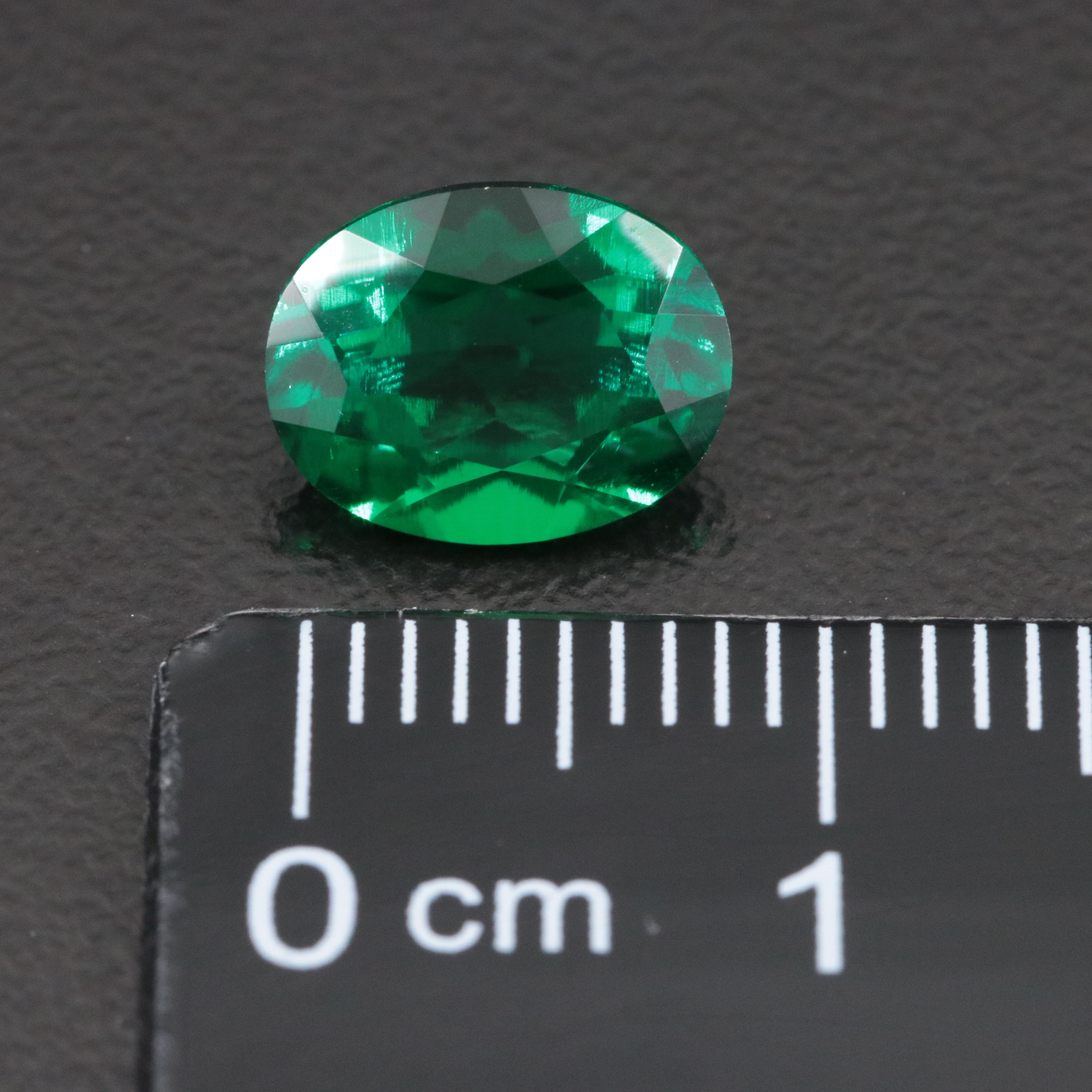 Loose 1.76 CT Lab Grown Emerald