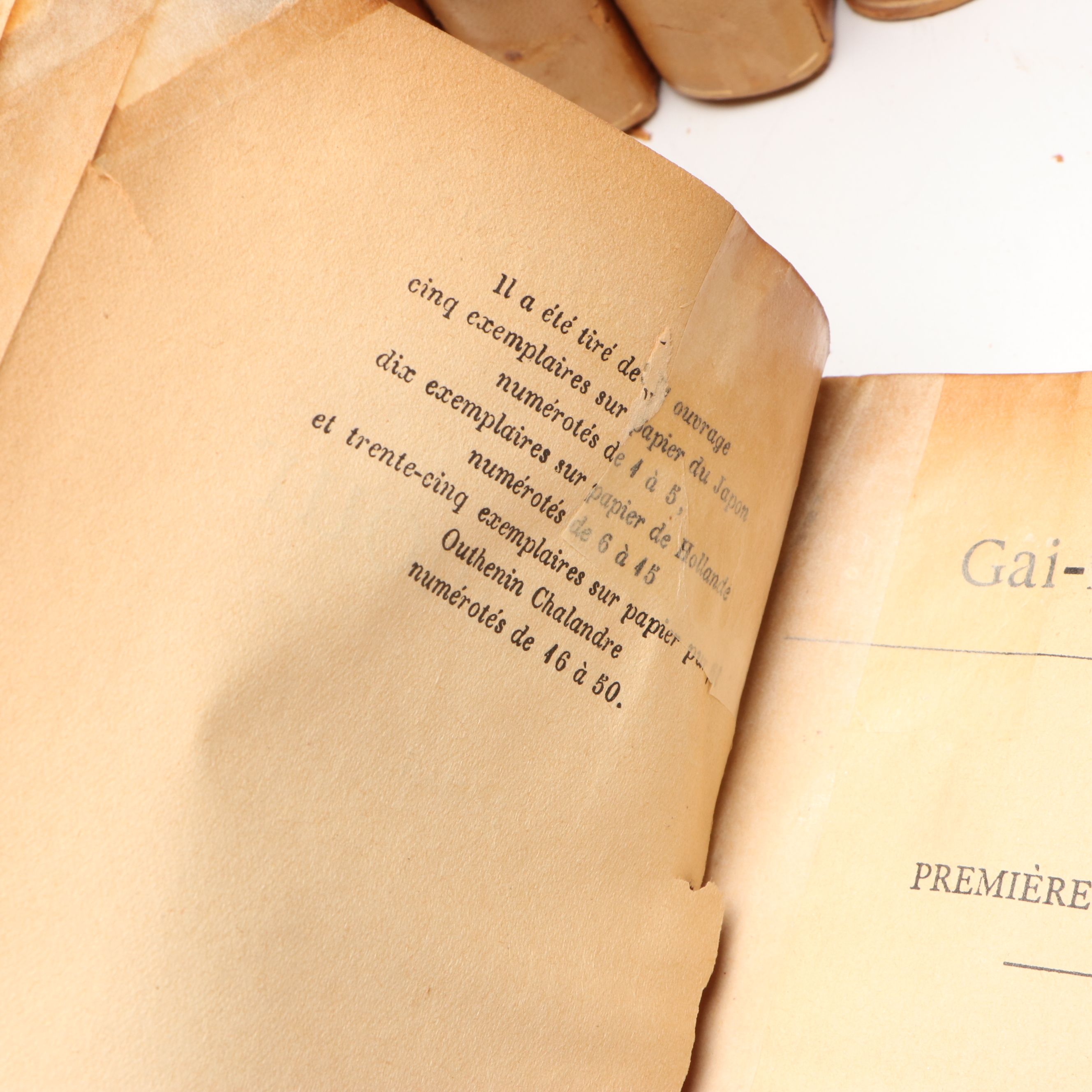 "Le Sang des autres" by Simone de Beauvoir and More Literary Classics