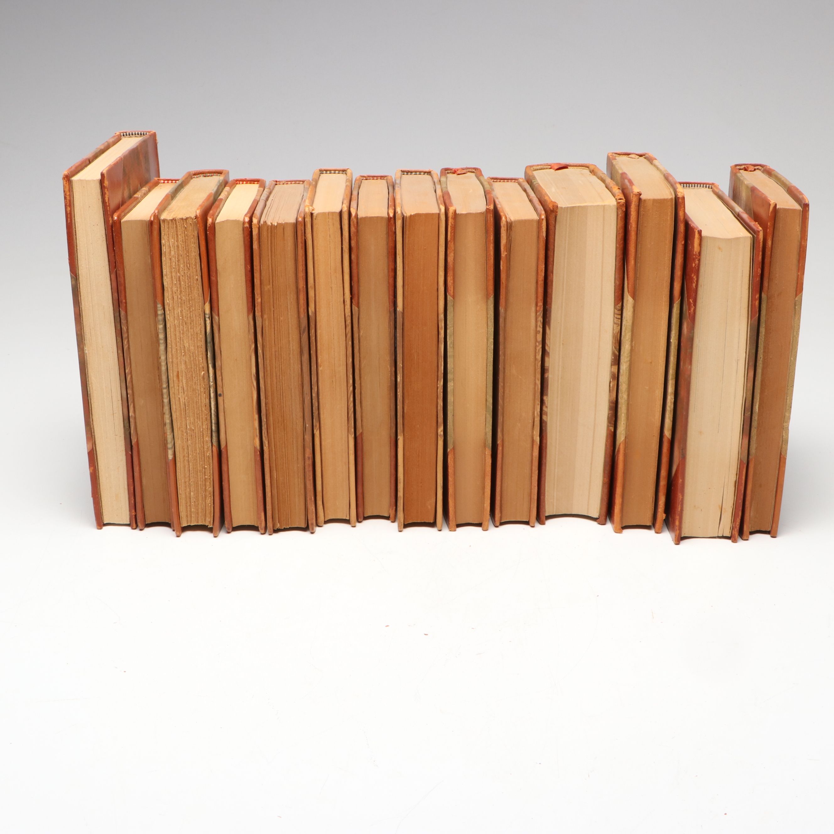 "Le Sang des autres" by Simone de Beauvoir and More Literary Classics