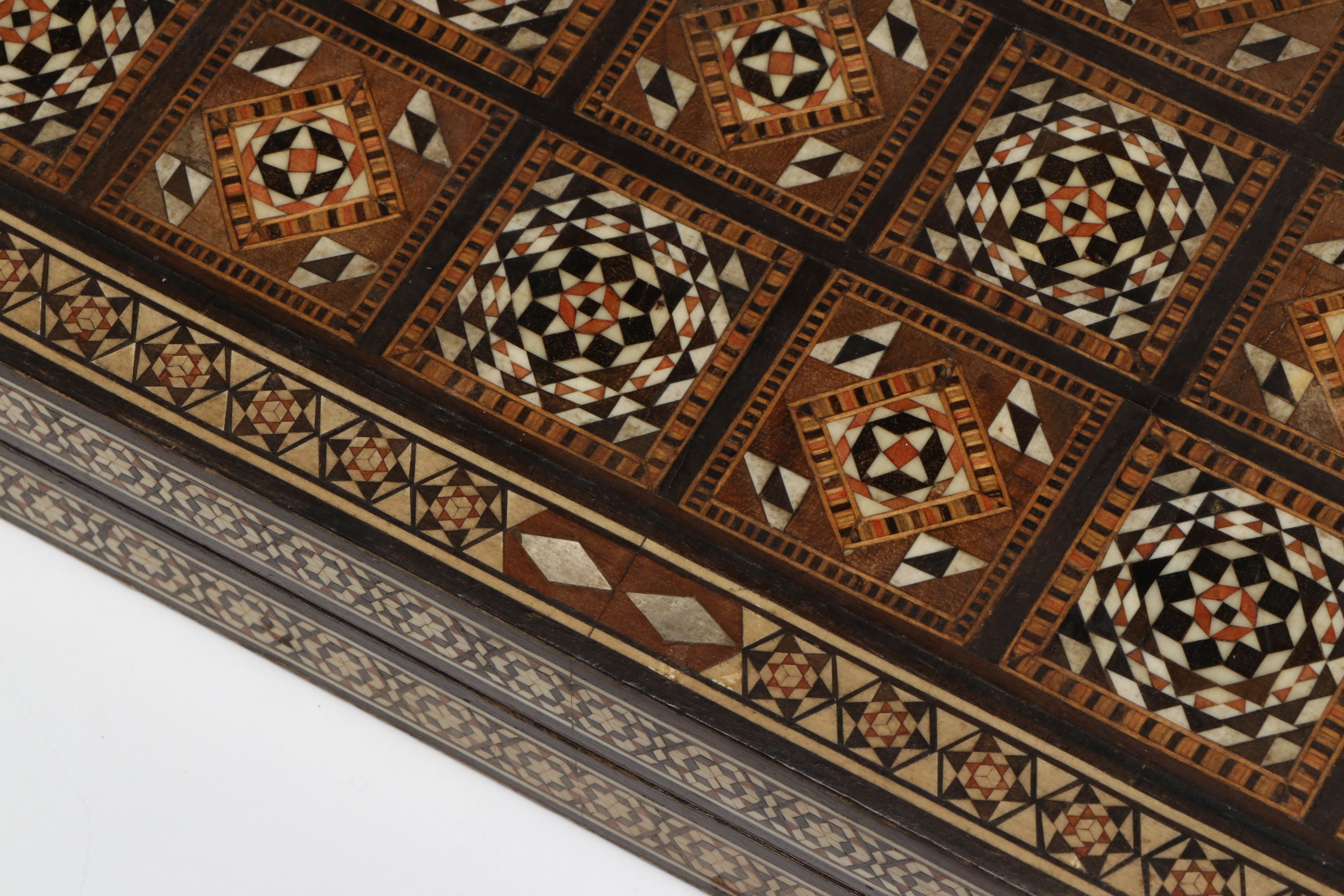 Middle Eastern Wood with Bone Inlay Chessboard with Makonde Chess Pieces