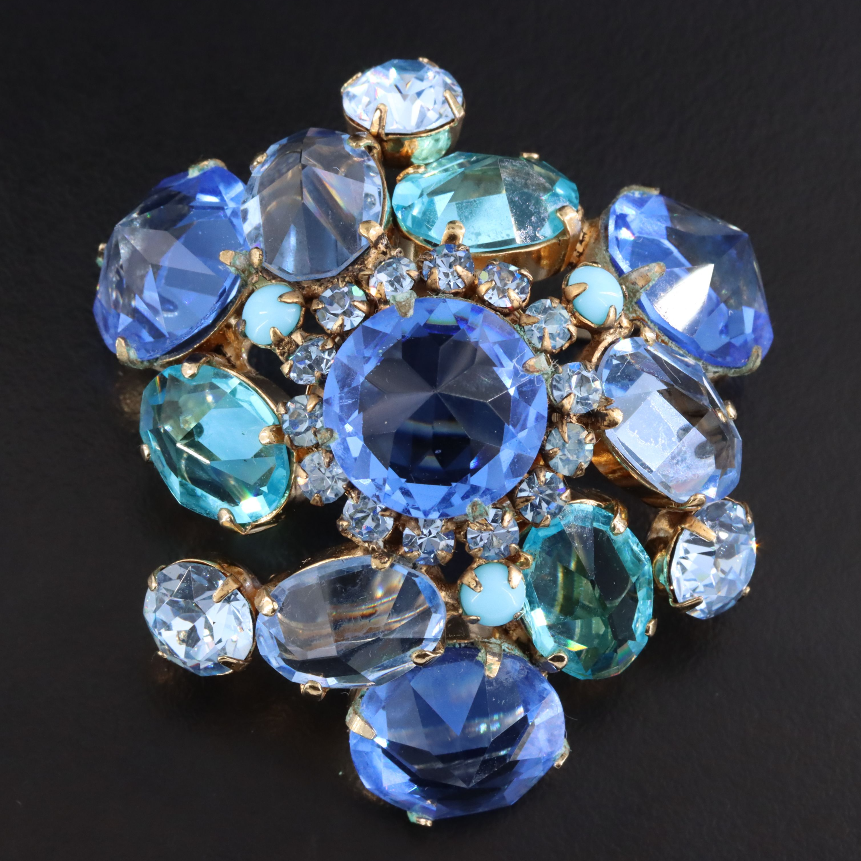 Schreiner Crystal Glass and Rhinestone Brooch, c. 1955