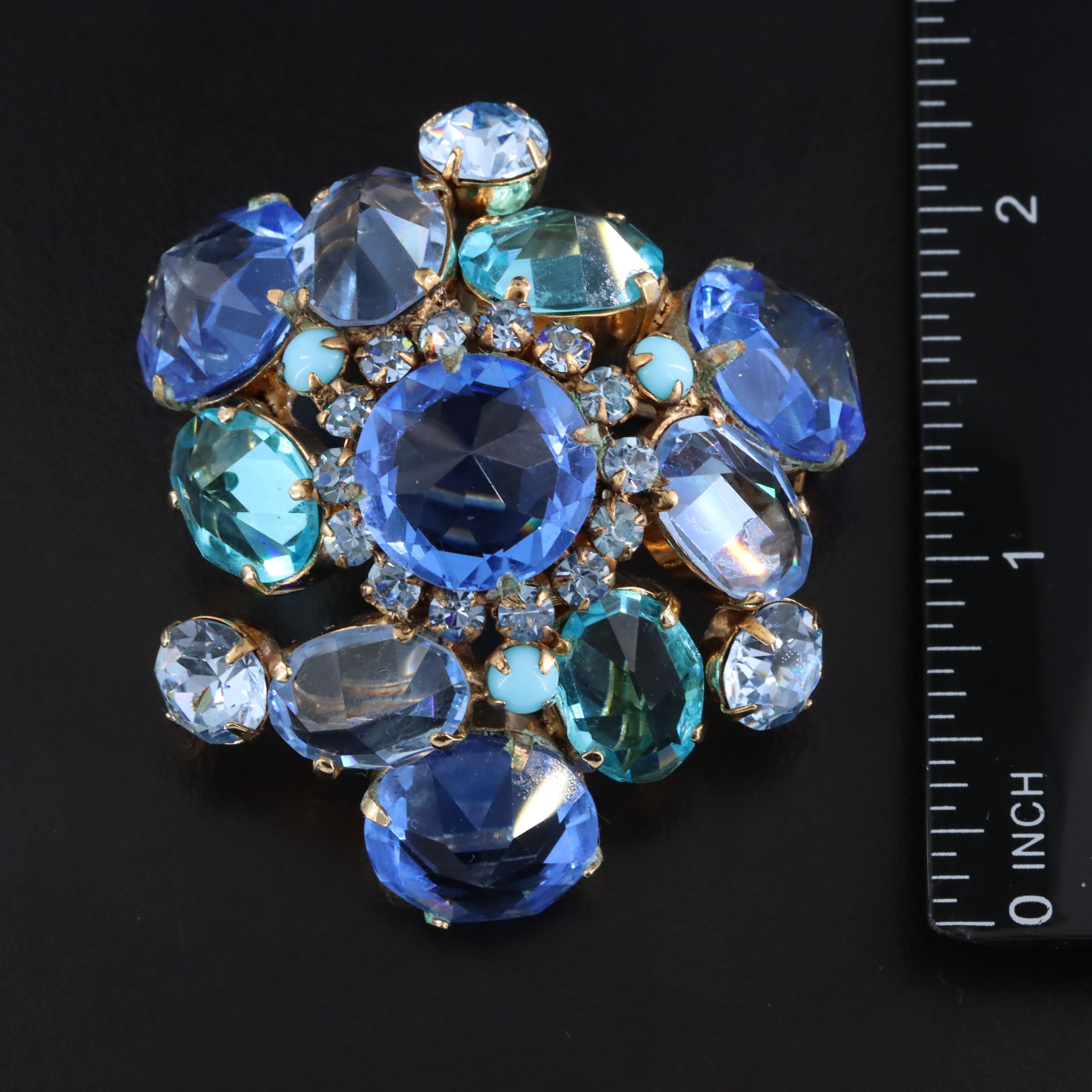 Schreiner Crystal Glass and Rhinestone Brooch, c. 1955