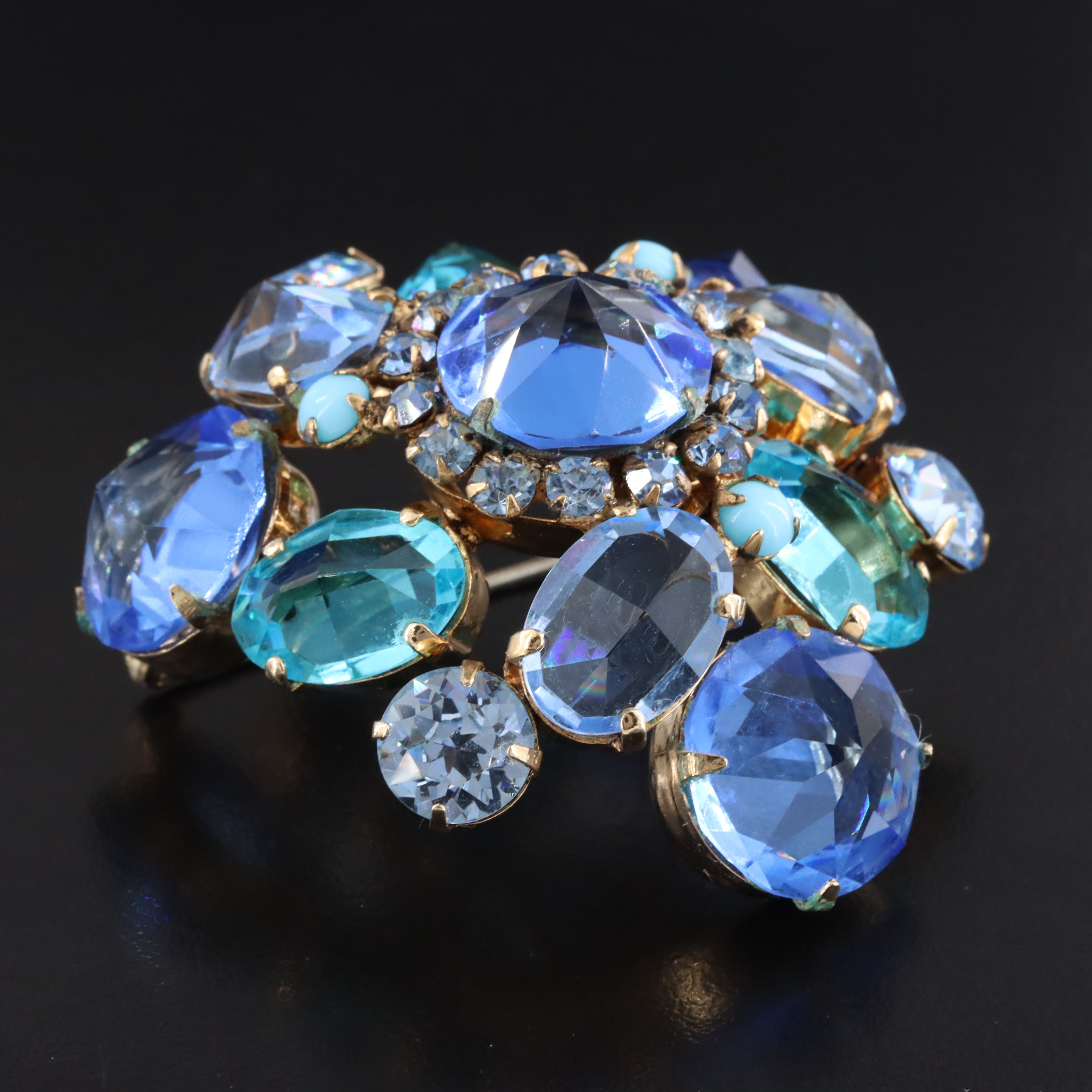 Schreiner Crystal Glass and Rhinestone Brooch, c. 1955