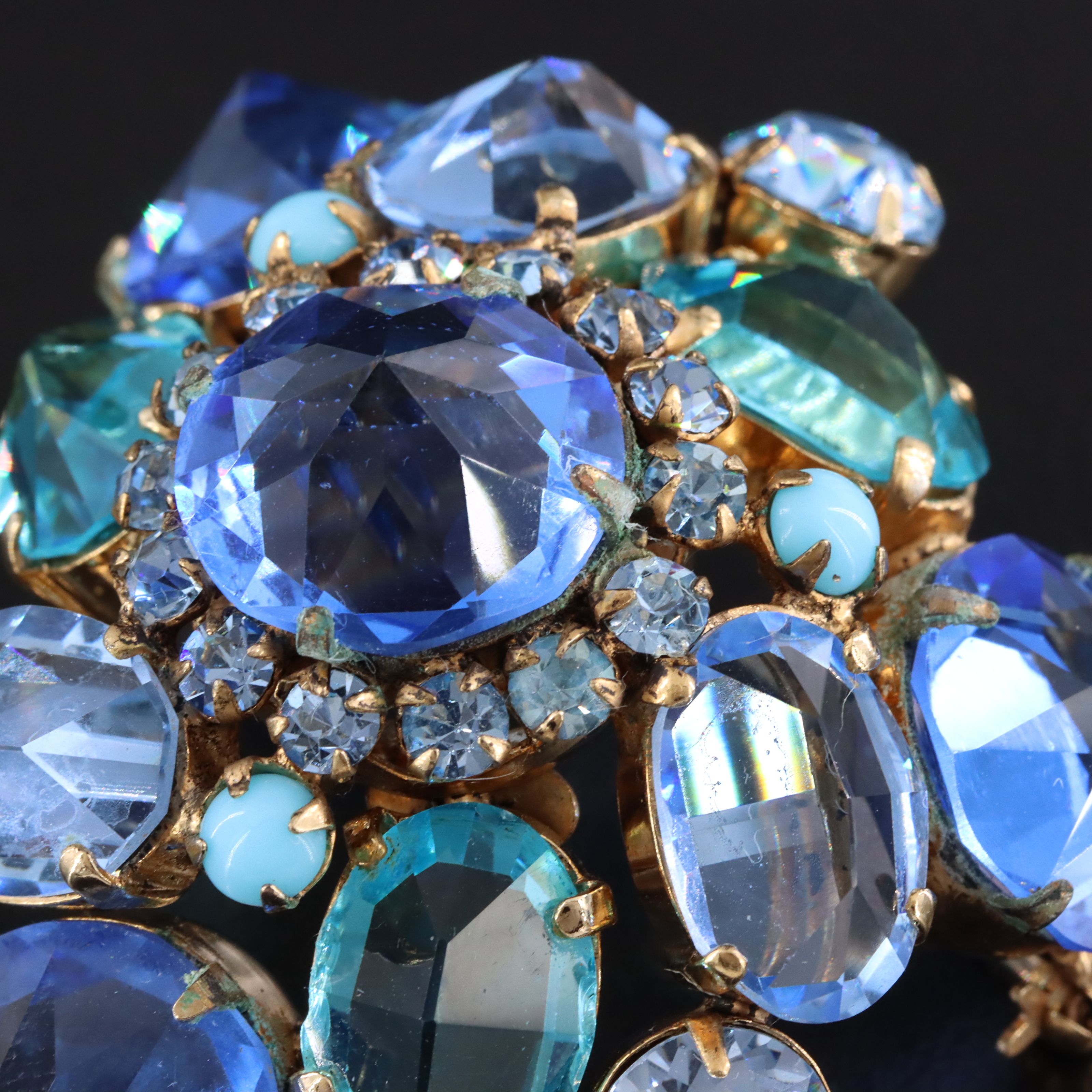 Schreiner Crystal Glass and Rhinestone Brooch, c. 1955