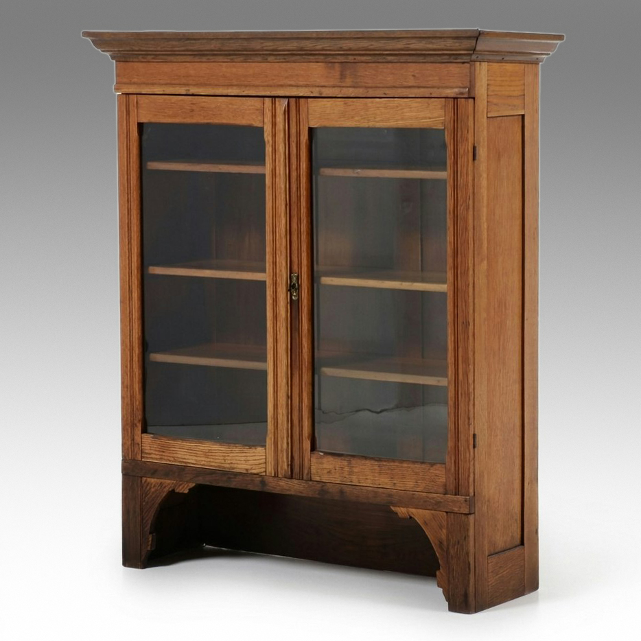 Late Victorian Quartersawn Oak Two-Door Hutch Top