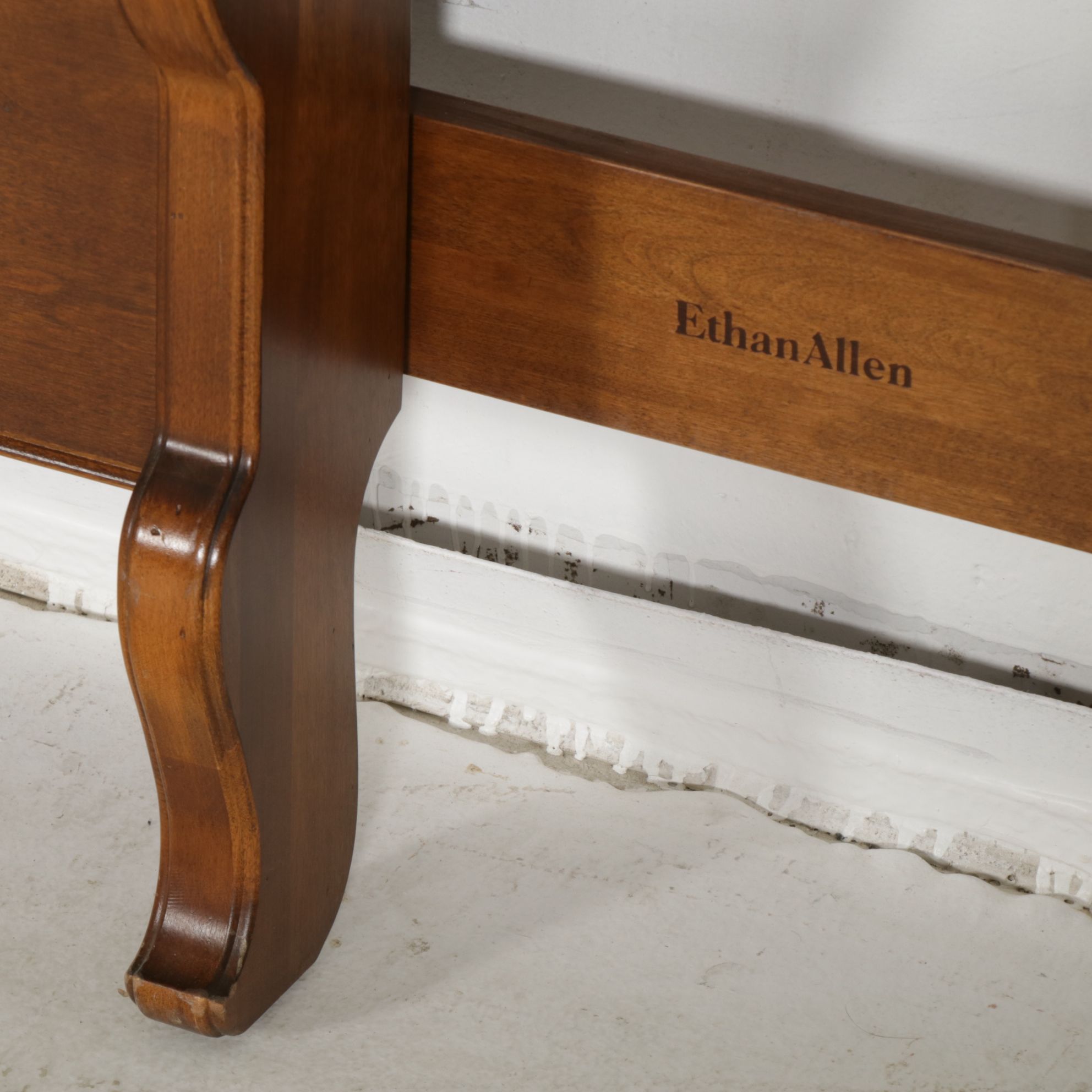 Ethan Allen Walnut Queen Size Sleight Bed Frame