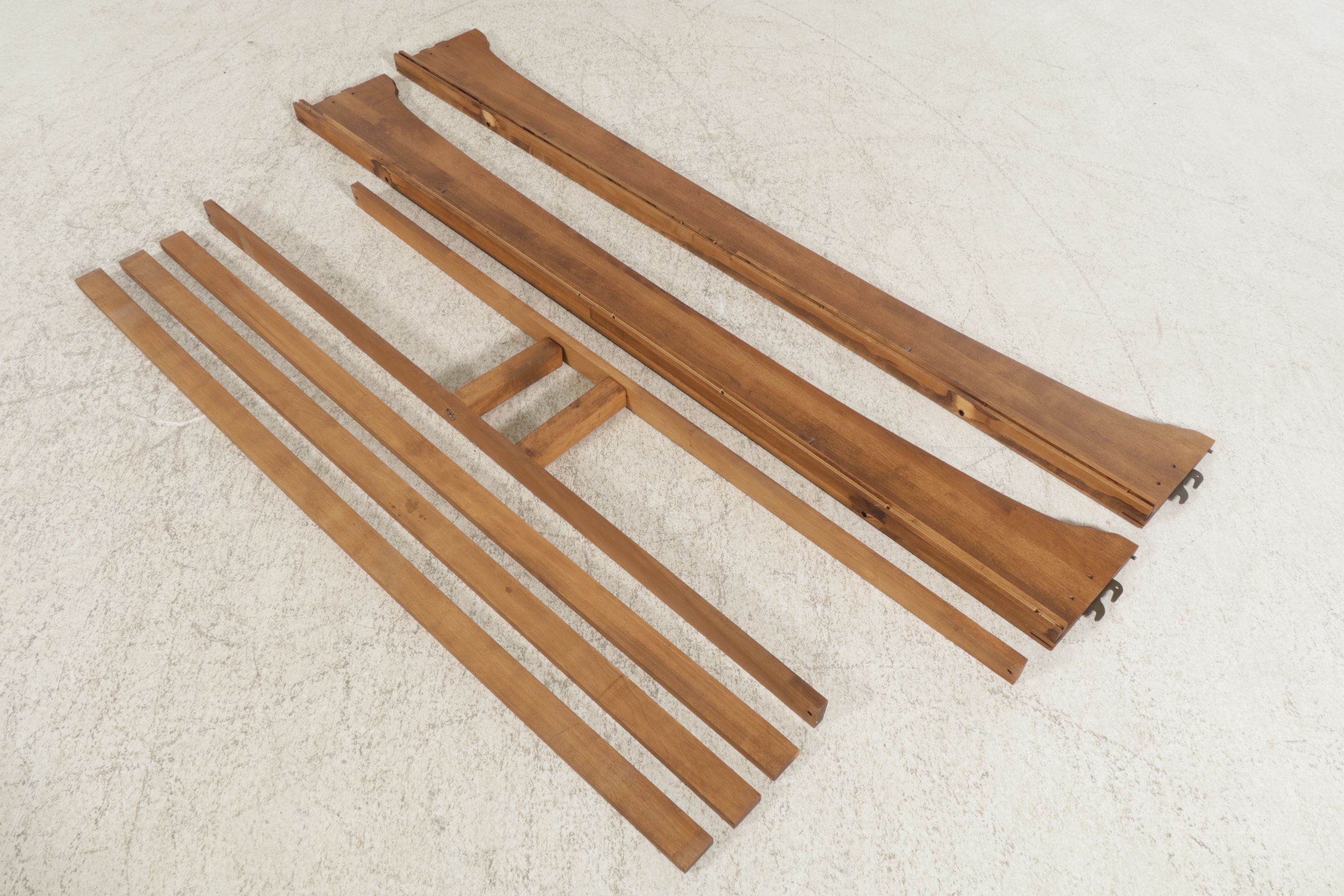 Ethan Allen Walnut Queen Size Sleight Bed Frame