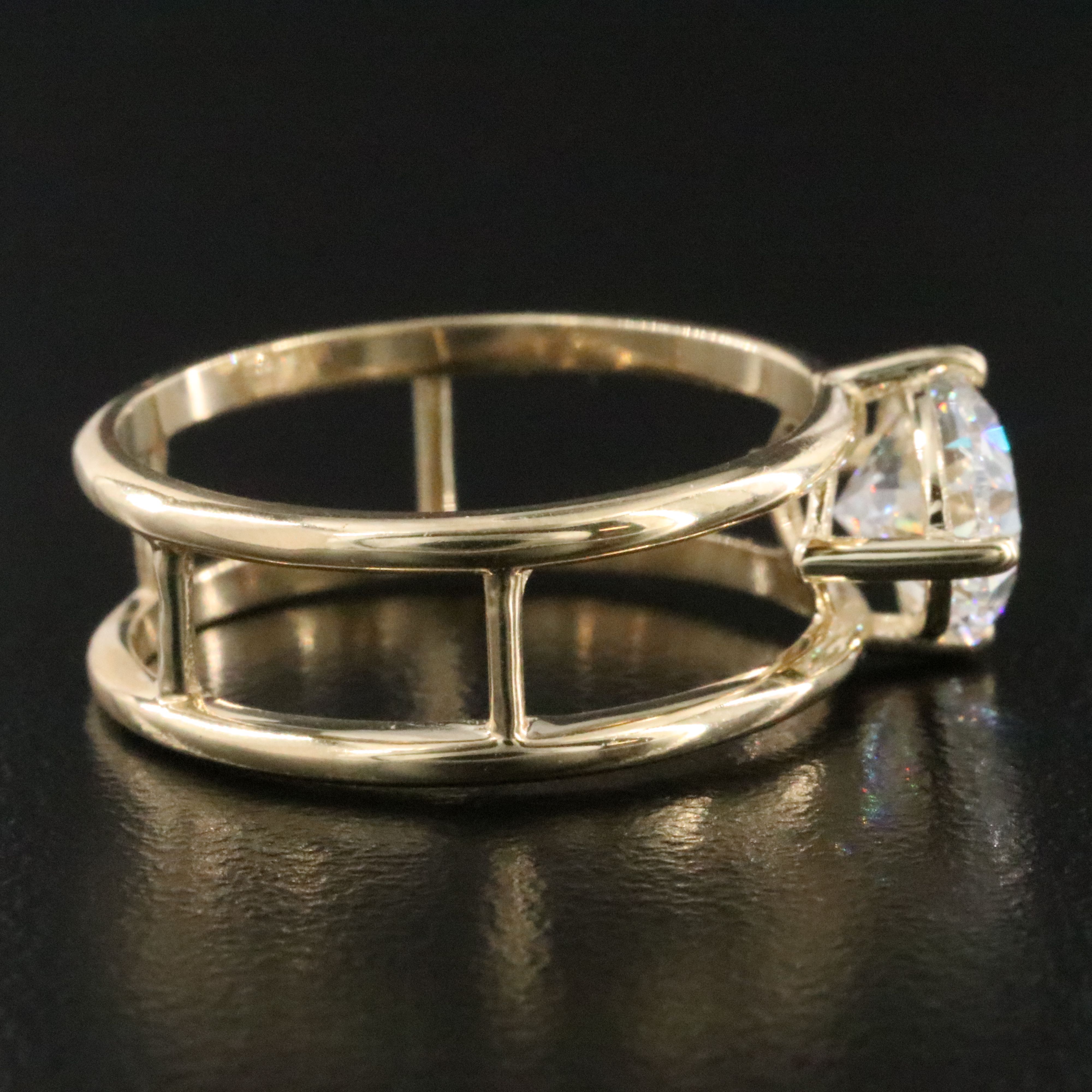 14K 2.01 CT Lab Grown Diamond Ring with IGI Report