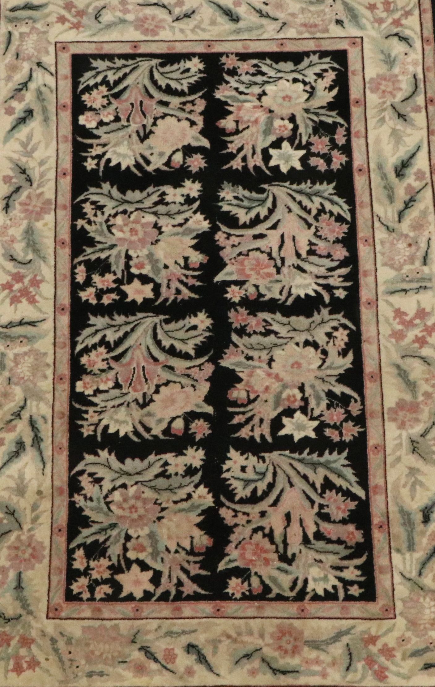 3'1 x 5'3 Hand-Knotted Chinese Floral Area Rug
