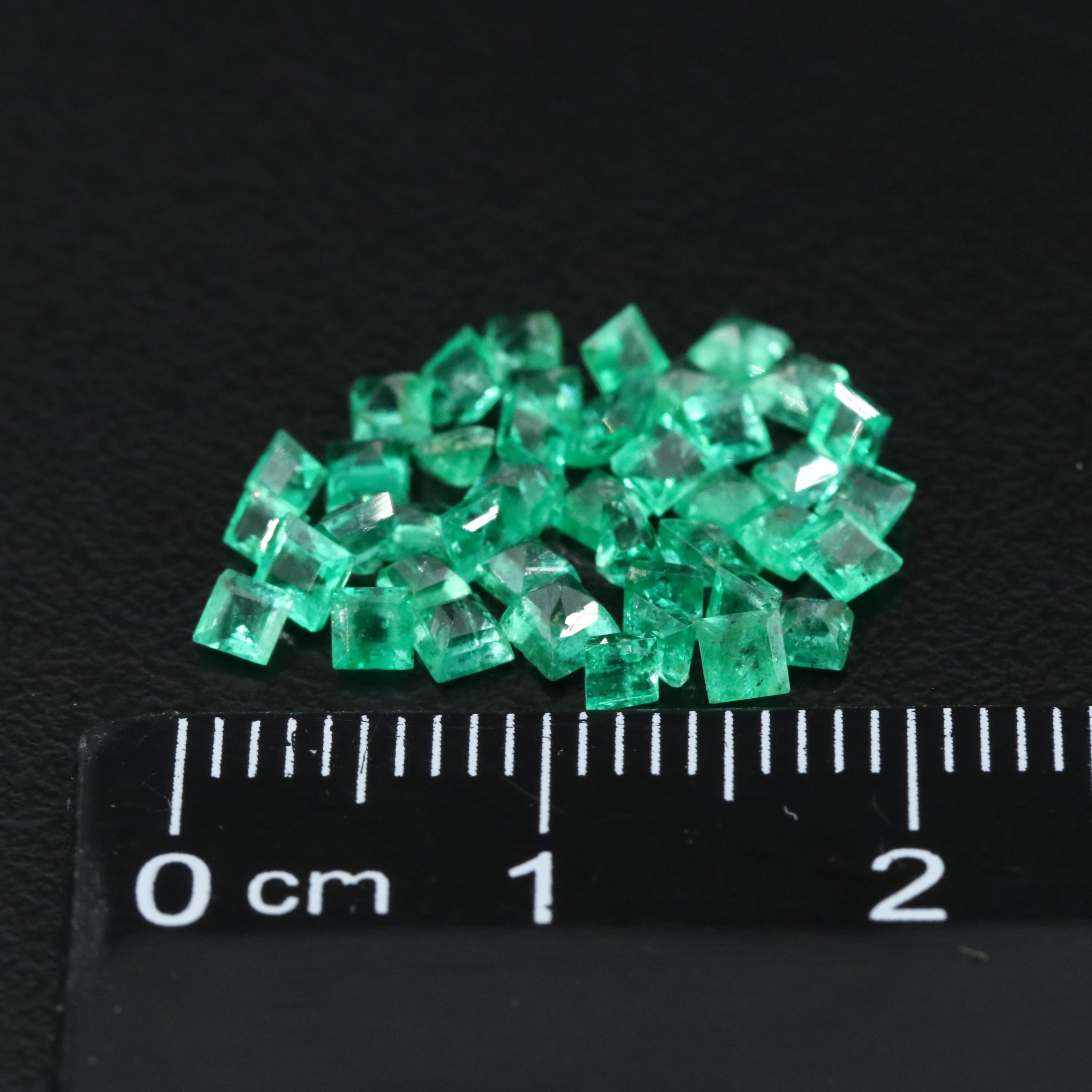 Loose 2.83 CTW Emerald Lot