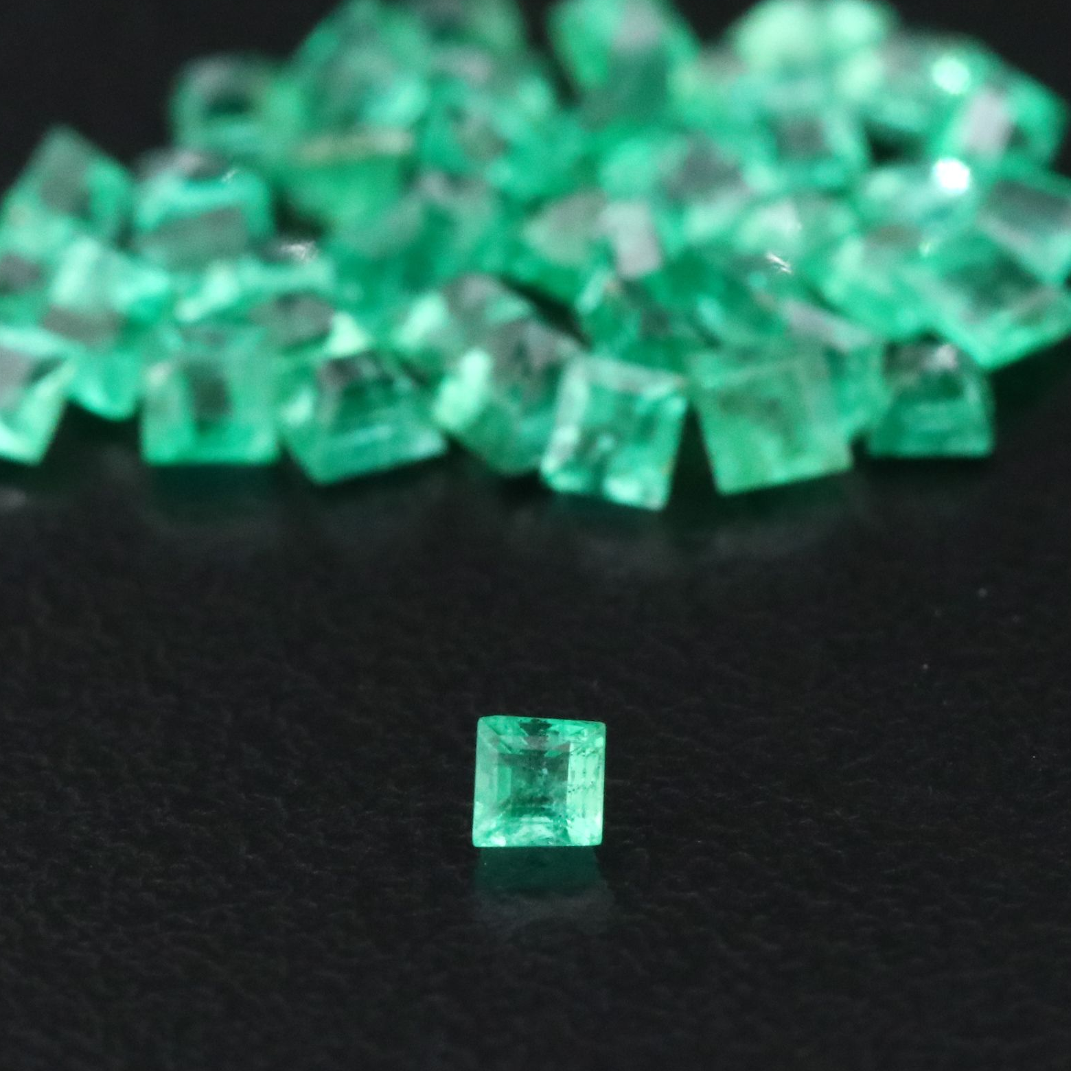 Loose 2.83 CTW Emerald Lot