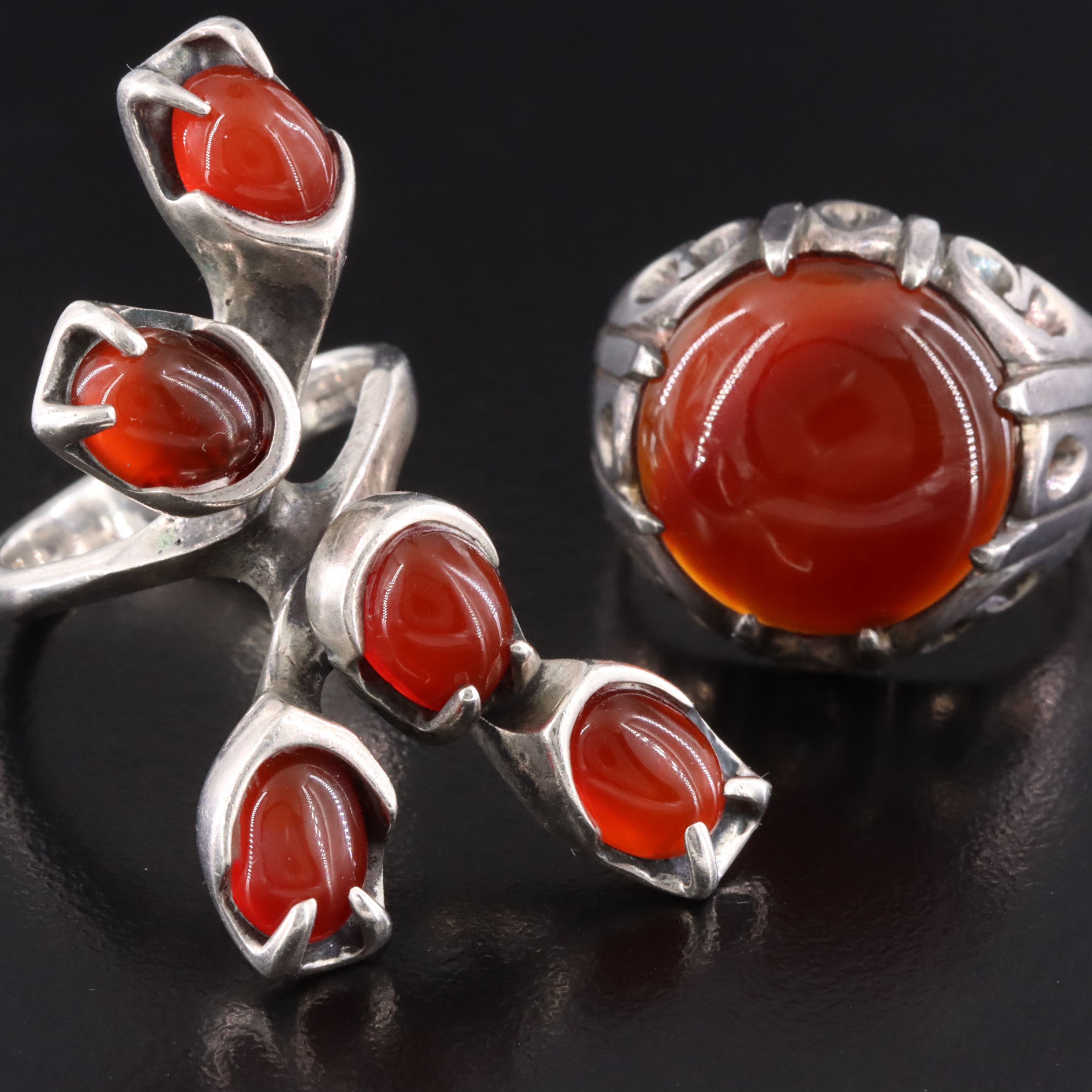 Suarti Agate and Modernist Carnelian Rings in Sterling