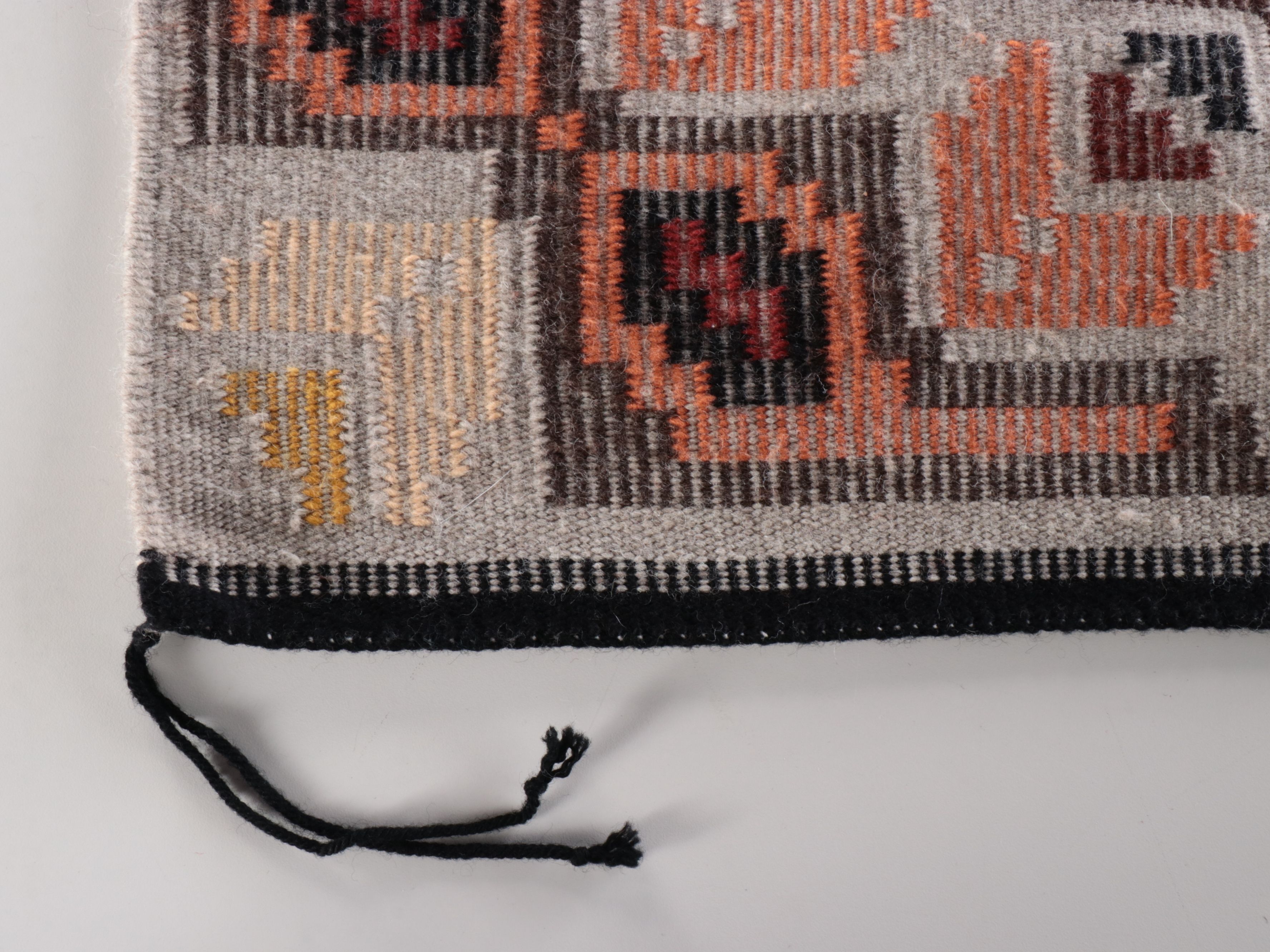 2'4 x 4'1 Lorraine Scott Handwoven Navajo Modern Style Accent Rug