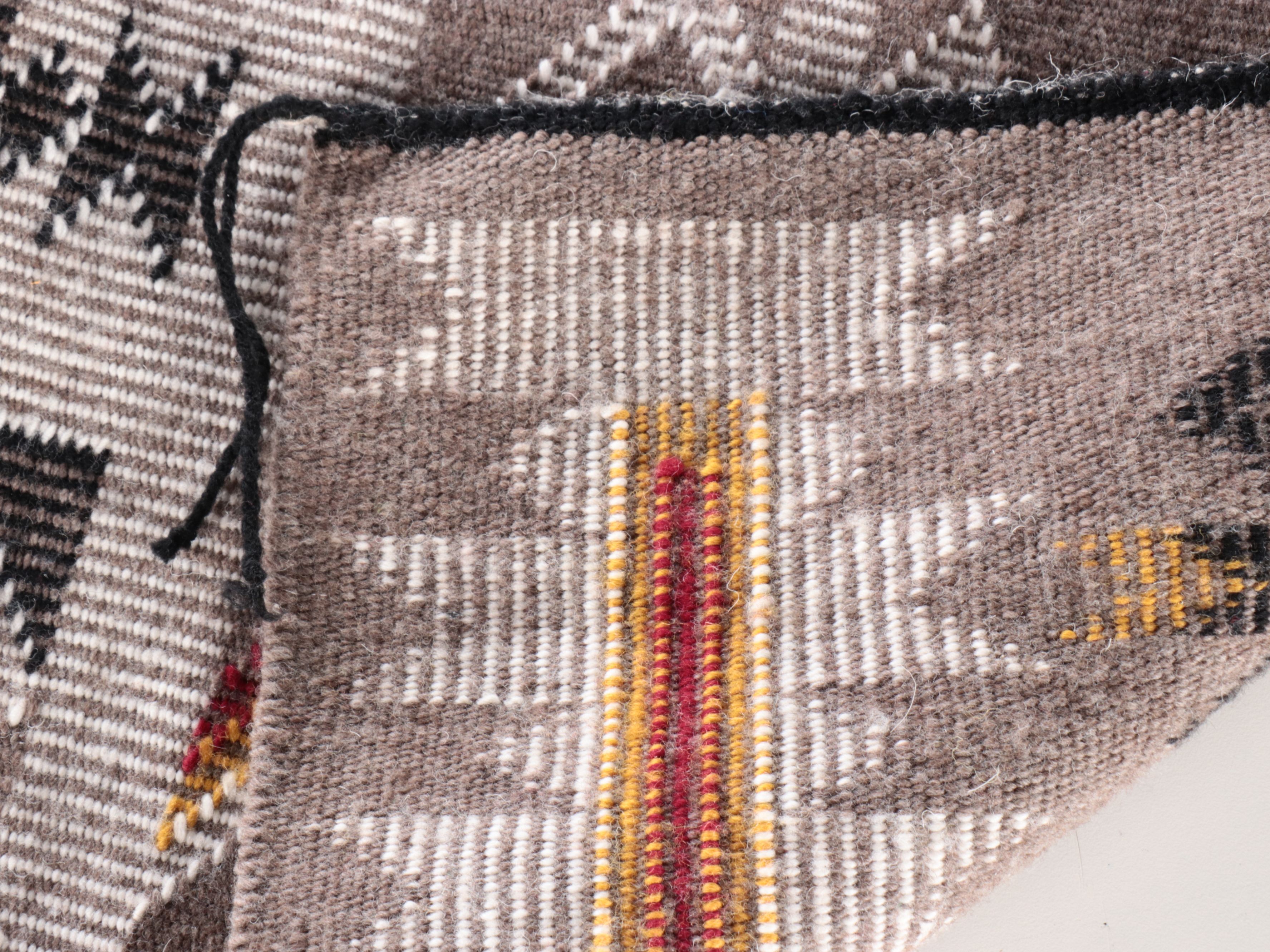 1'9 x 3'1 Handwoven Navajo Modern Style Accent Rug