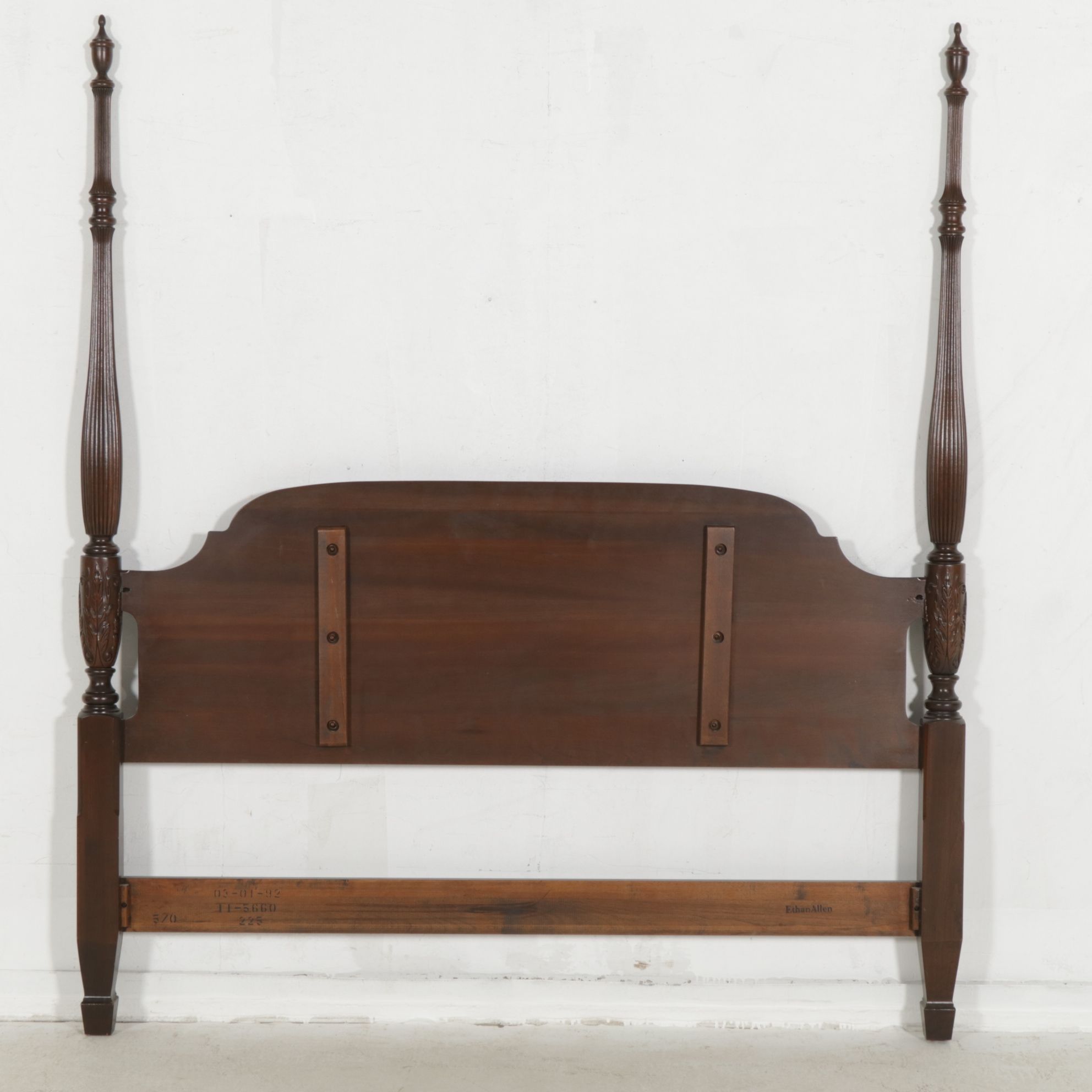 Ethan Allen Federal Style Cherry Queen Size Four Poster Bed Frame