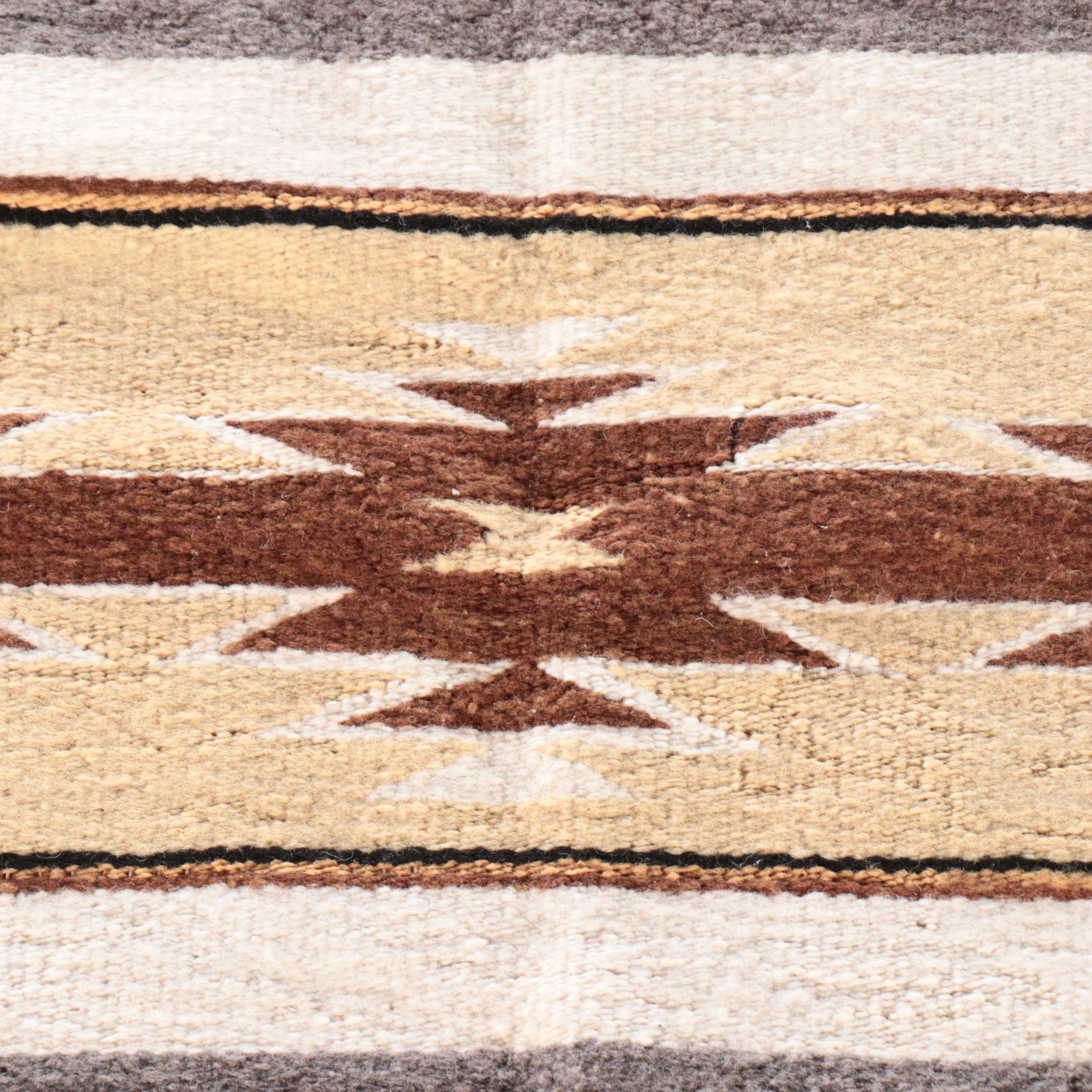2'5 x 2'8 Anna Begay Handwoven Navajo Wool Accent Rug