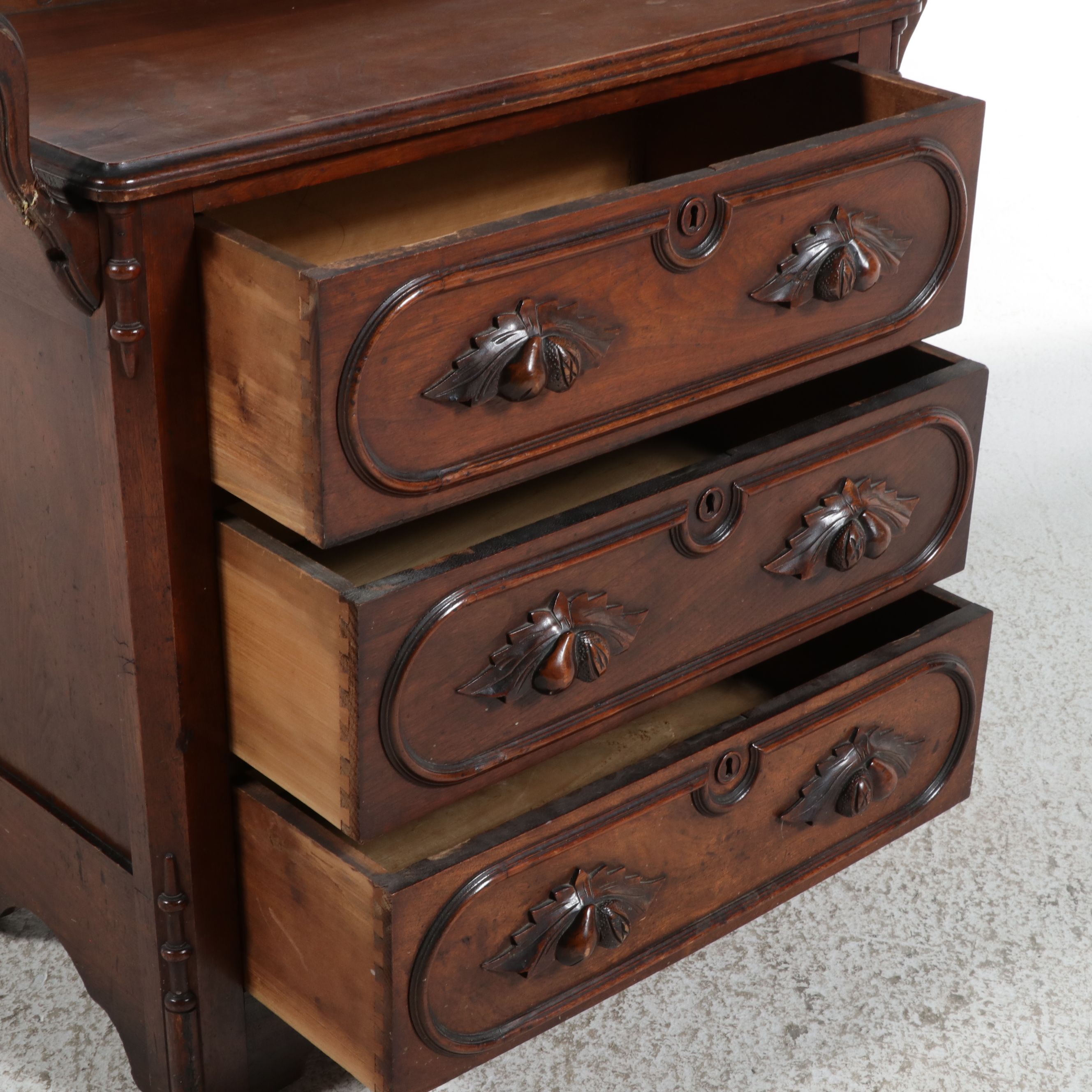 American Renaissance Revival Walnut "Wishbone" Commode, Mid to Late 19th Century