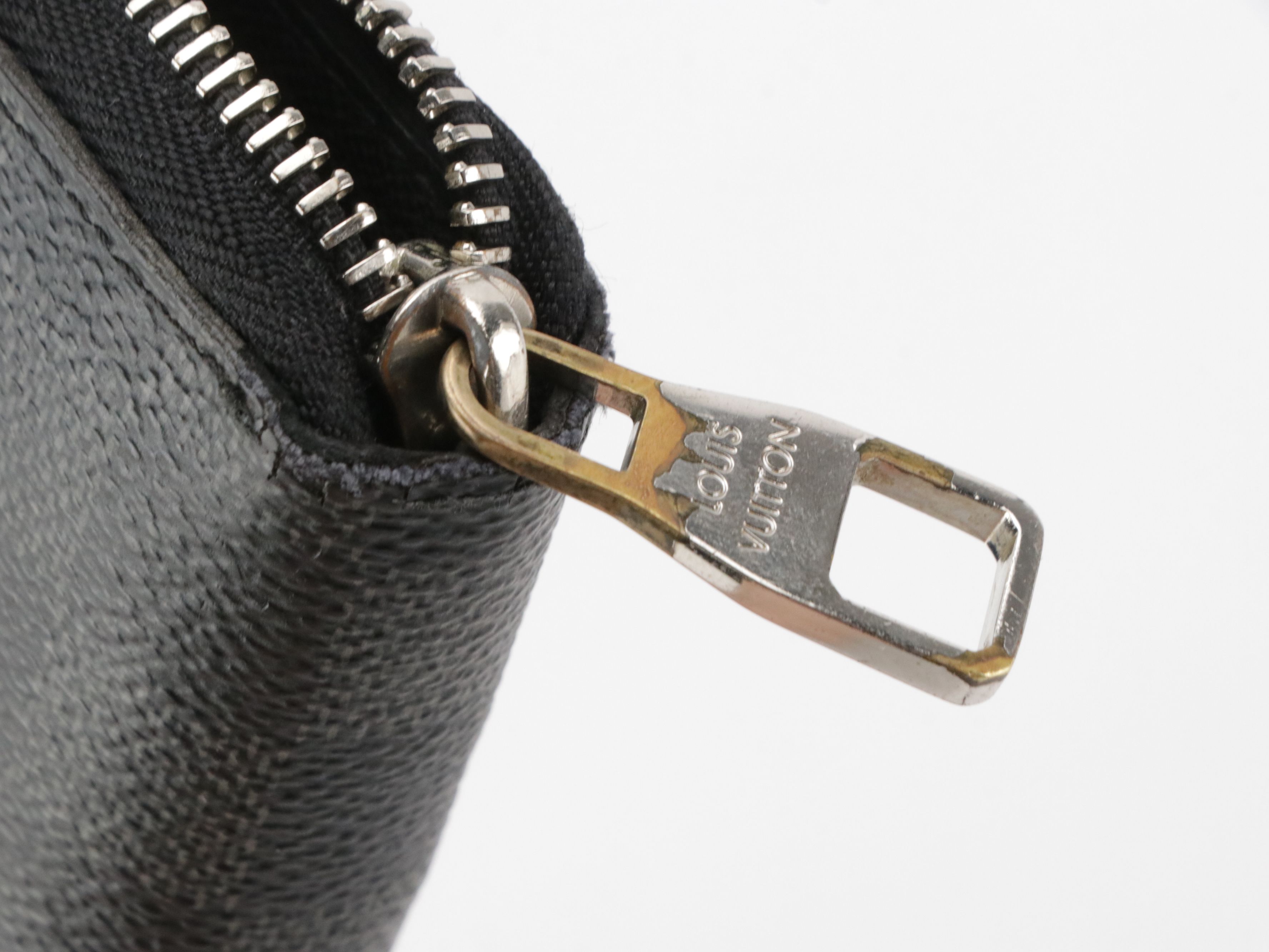 Louis Vuitton Zippy Wallet in Graphite Damier and Black Leather