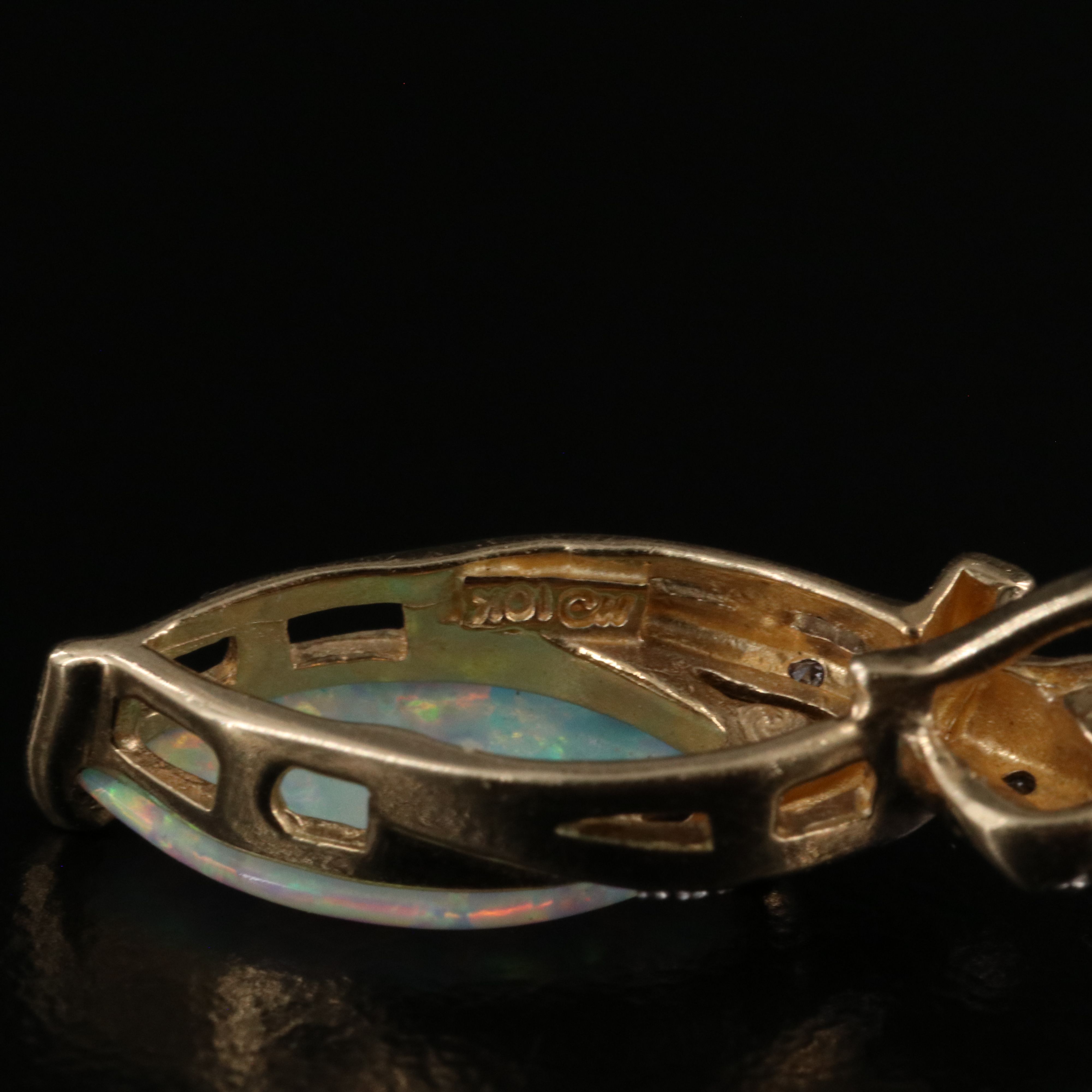 10K Opal and Diamond Pendant Necklace