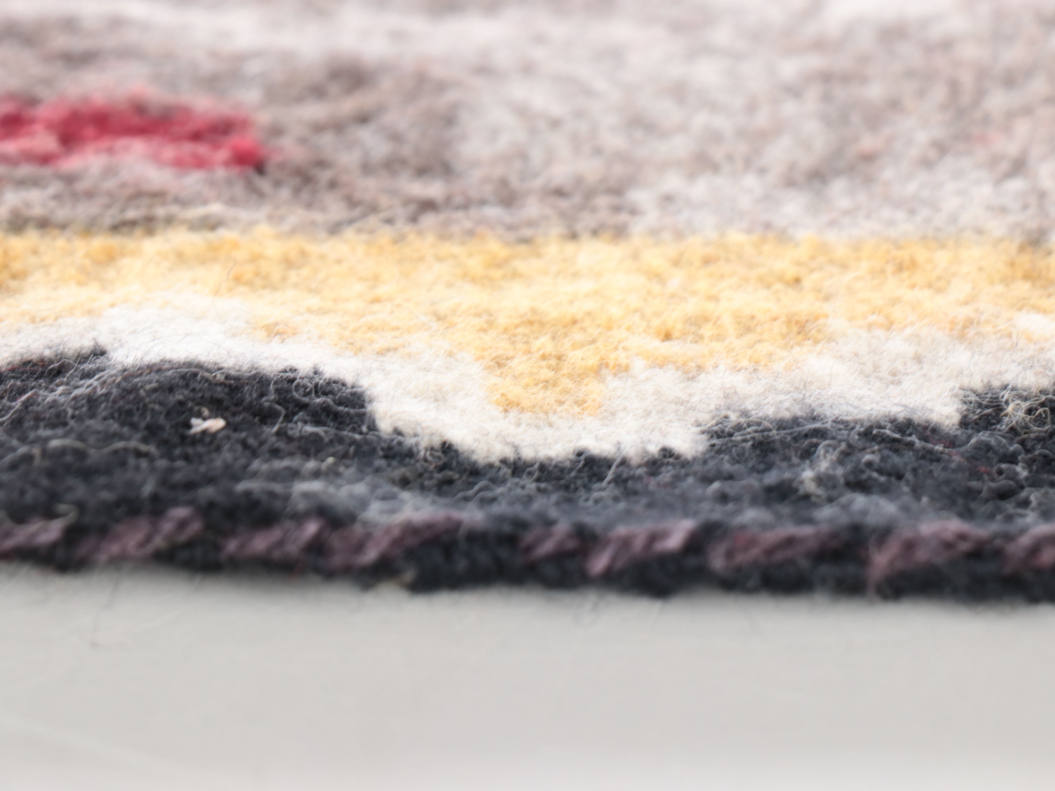 1'11 x 2'7 Handwoven Navajo Klagetoh Style Wool Accent Rug