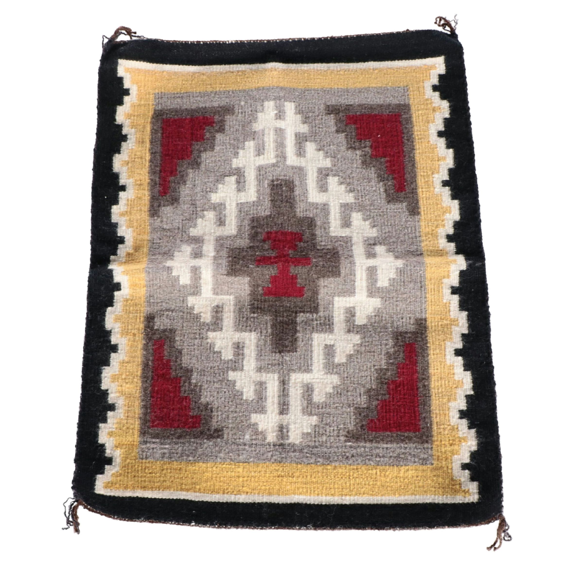 1'11 x 2'7 Handwoven Navajo Klagetoh Style Wool Accent Rug