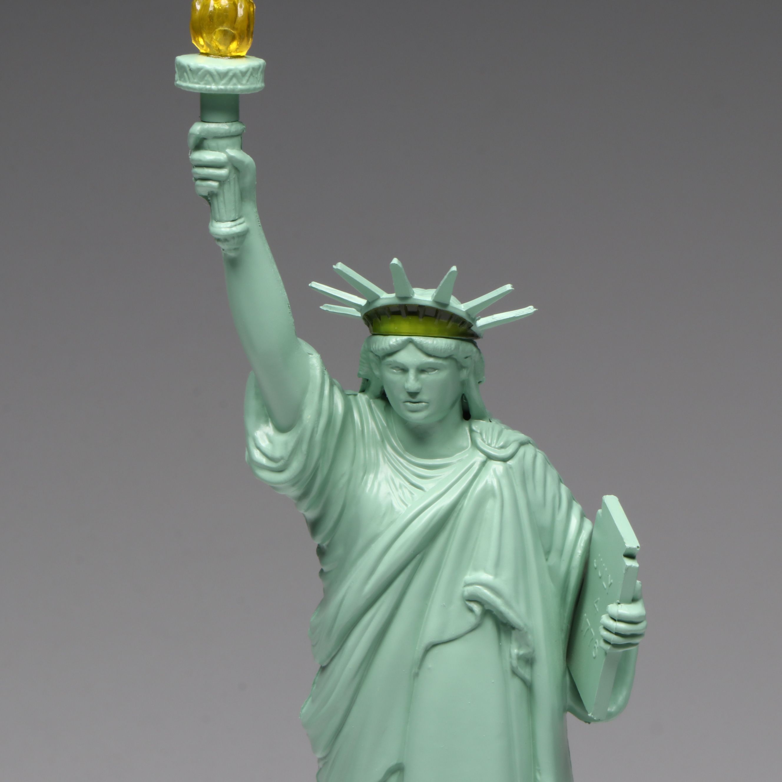 Aristo Craft Trains Statue of Liberty O Gauge Model